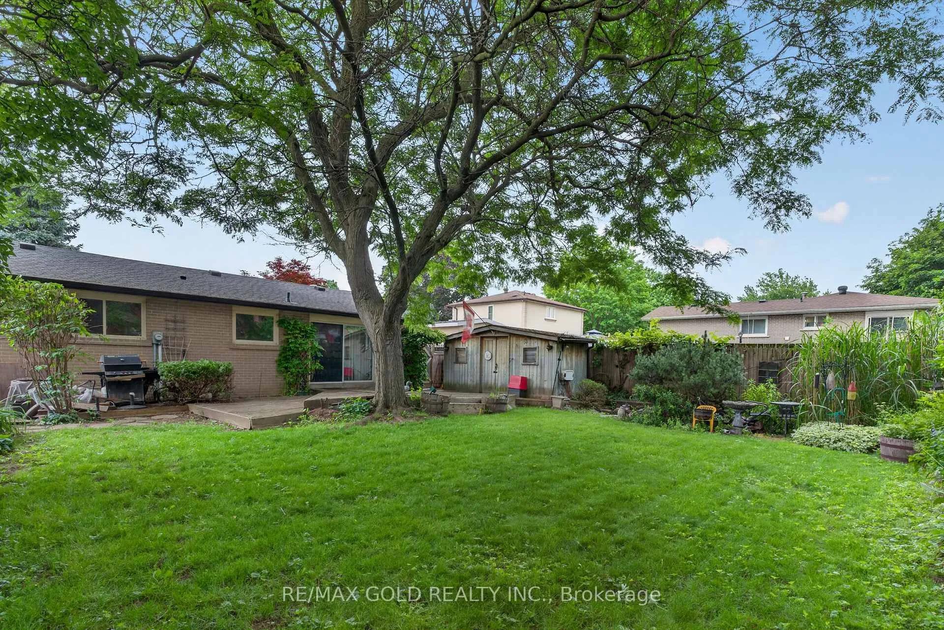 Photo 45 of 17 Duke Road, Brampton, Southgate — HOMEH