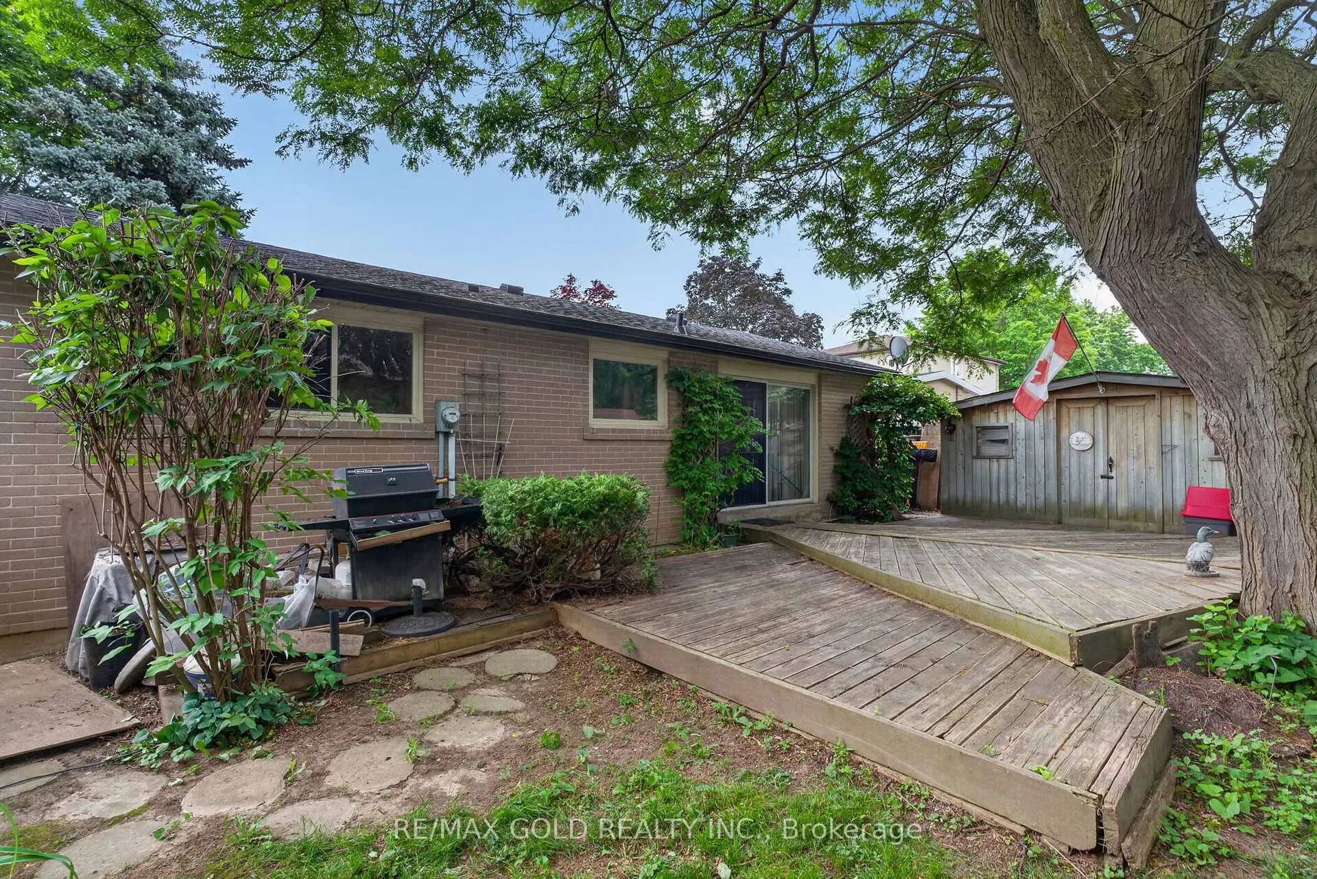 Photo 46 of 17 Duke Road, Brampton, Southgate — HOMEH