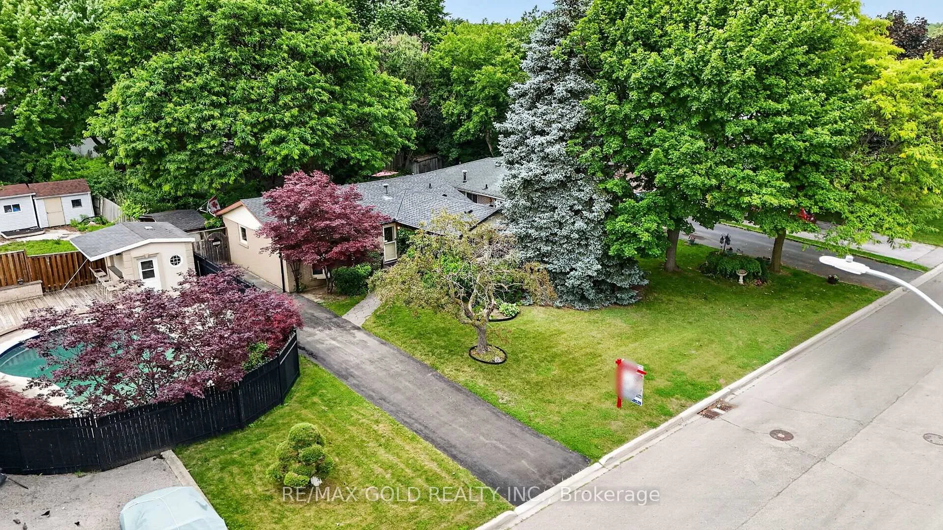 Photo 47 of 17 Duke Road, Brampton, Southgate — HOMEH