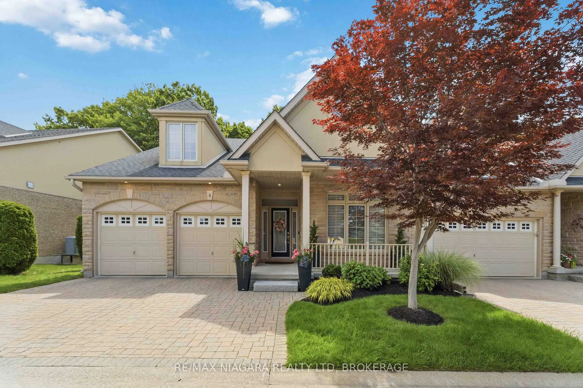 Photo 2 of Unit 4, 35 Scullers Way, St. Catharines, Port Dalhousie — HOMEH