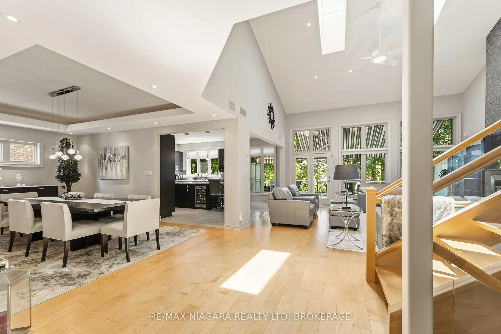 Photo 6 of Unit 4, 35 Scullers Way, St. Catharines, Port Dalhousie — HOMEH