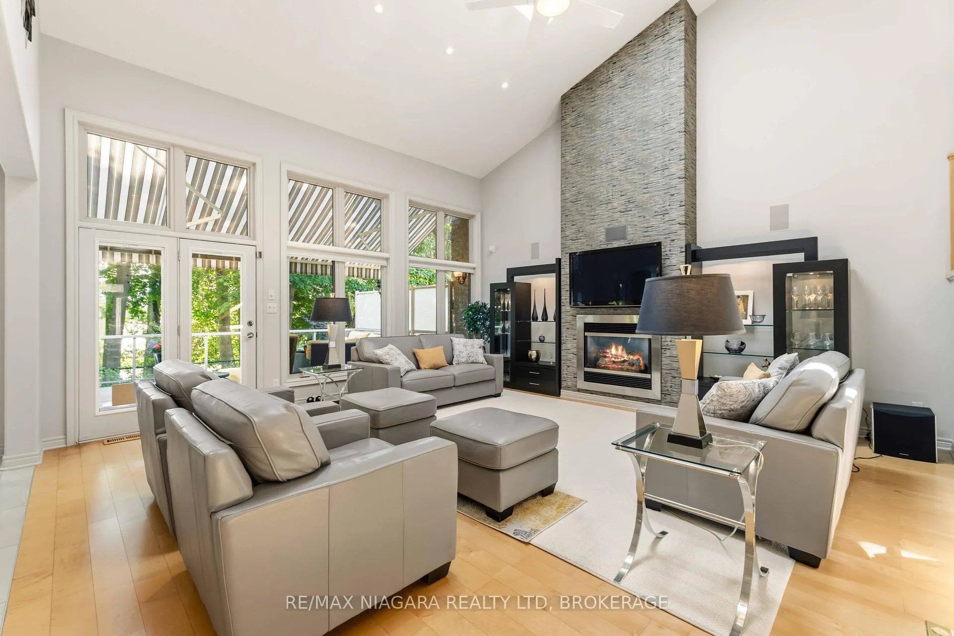 Photo 9 of Unit 4, 35 Scullers Way, St. Catharines, Port Dalhousie — HOMEH