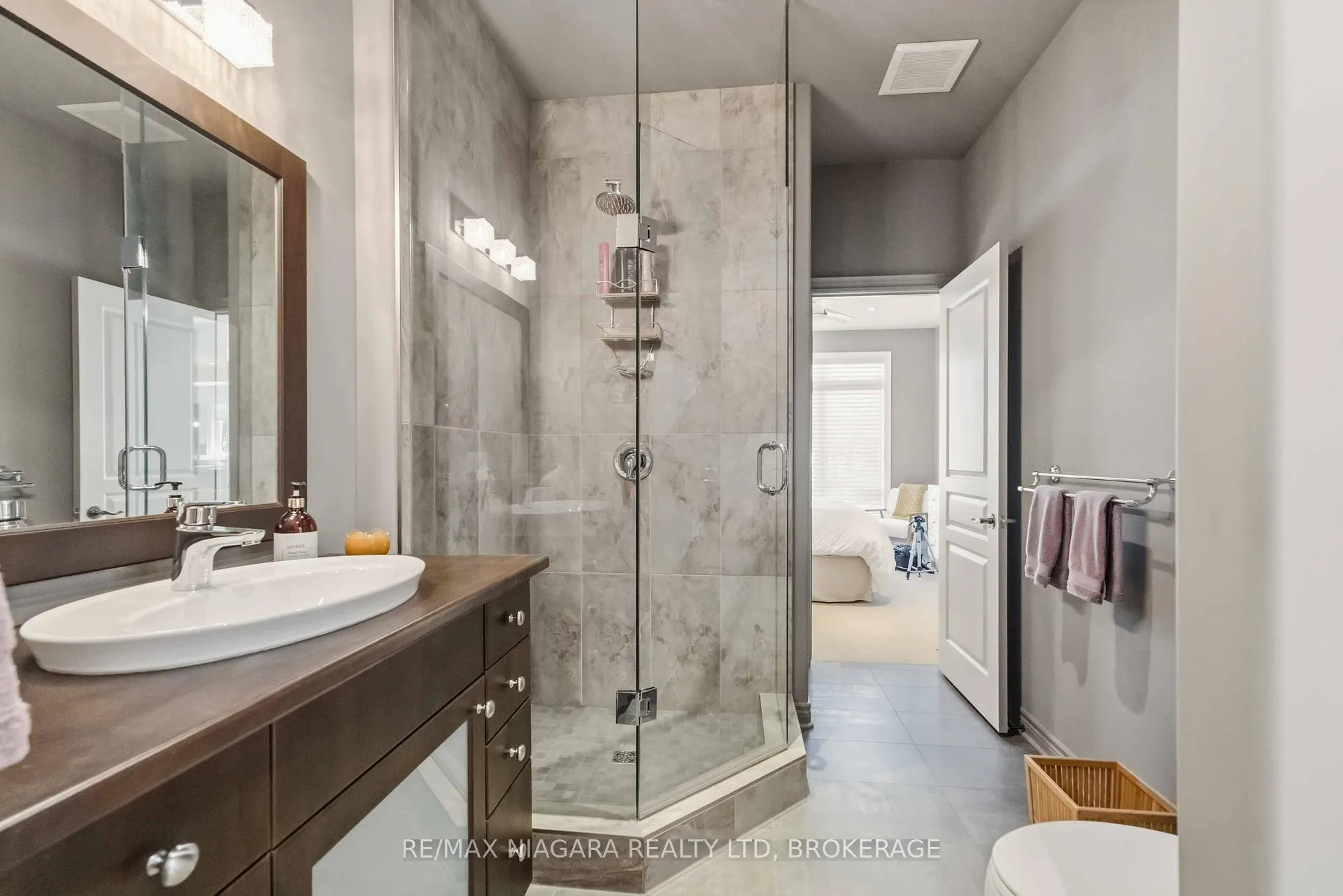 Photo 20 of Unit 4, 35 Scullers Way, St. Catharines, Port Dalhousie — HOMEH