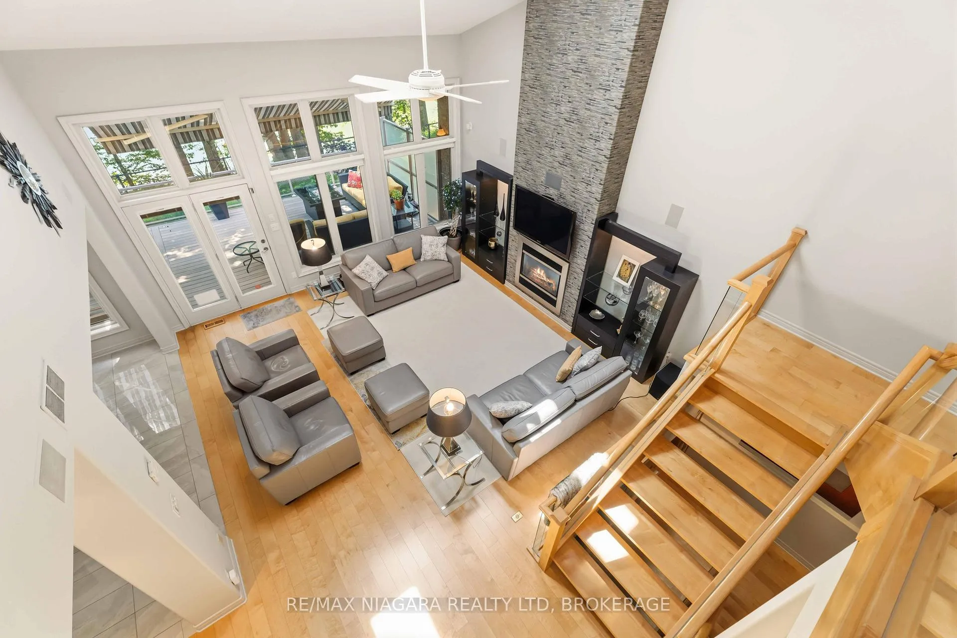 Photo 21 of Unit 4, 35 Scullers Way, St. Catharines, Port Dalhousie — HOMEH