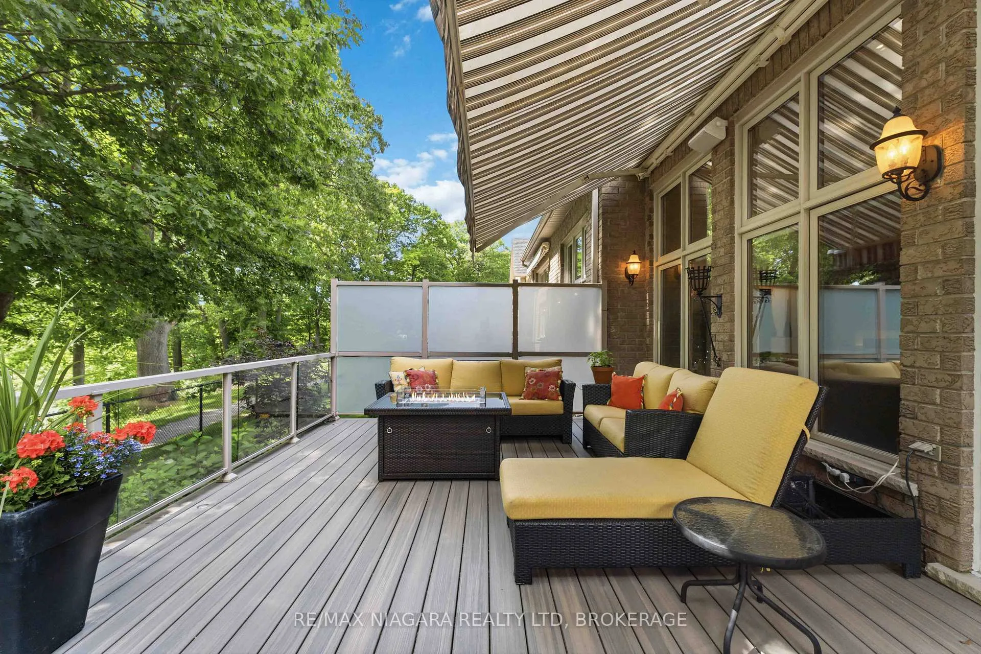 Photo 35 of Unit 4, 35 Scullers Way, St. Catharines, Port Dalhousie — HOMEH