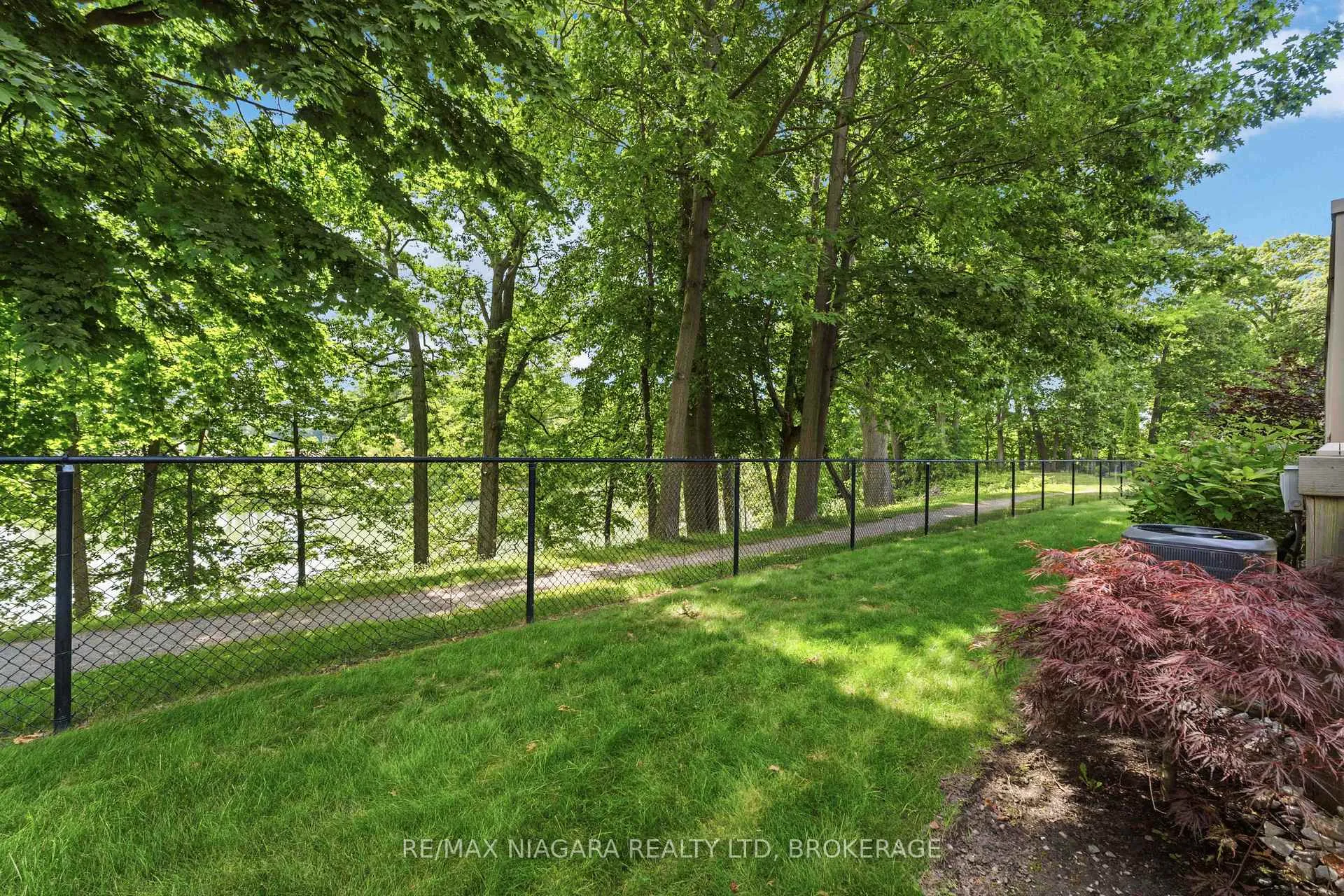 Photo 40 of Unit 4, 35 Scullers Way, St. Catharines, Port Dalhousie — HOMEH