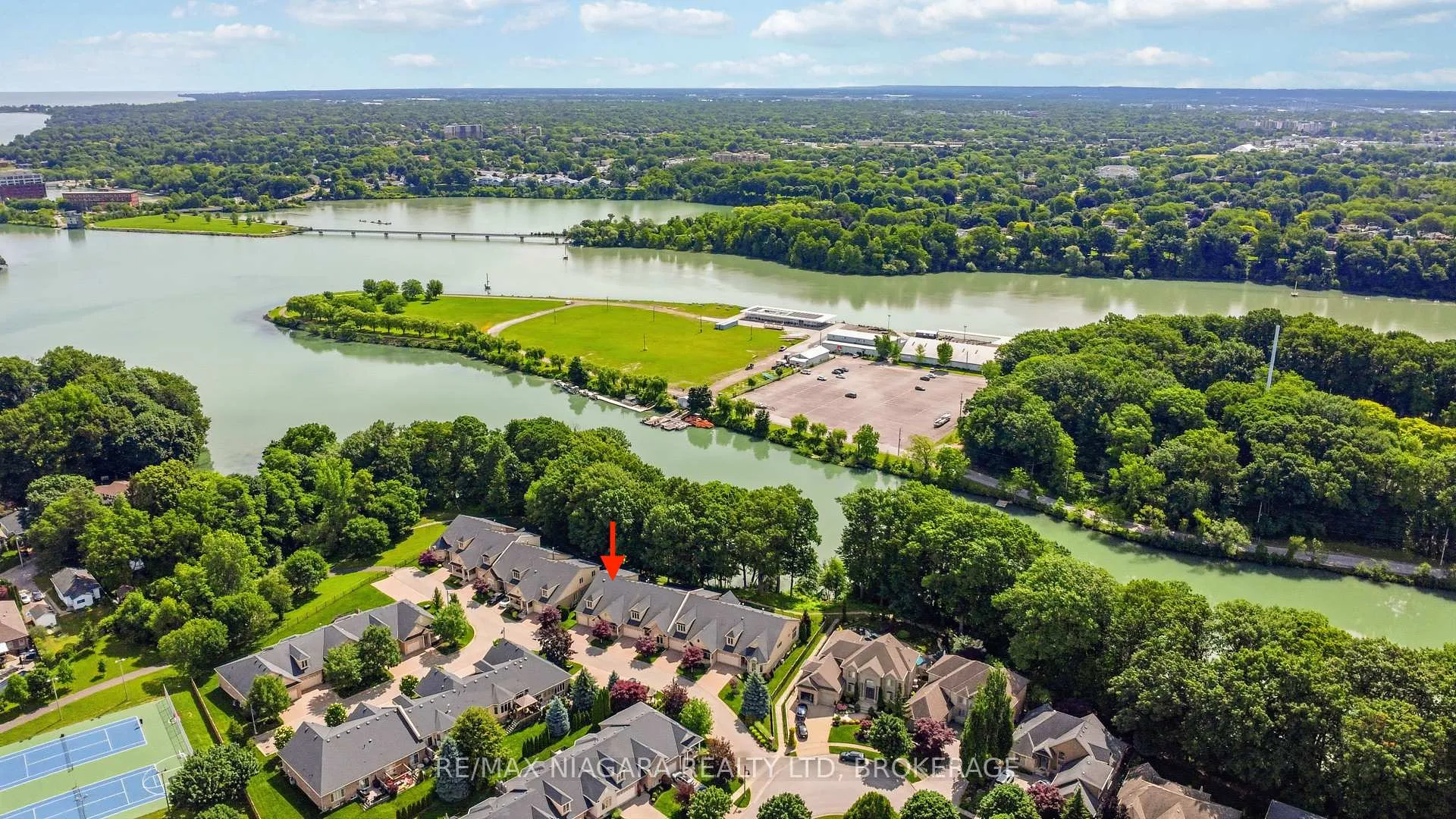 Photo 44 of Unit 4, 35 Scullers Way, St. Catharines, Port Dalhousie — HOMEH