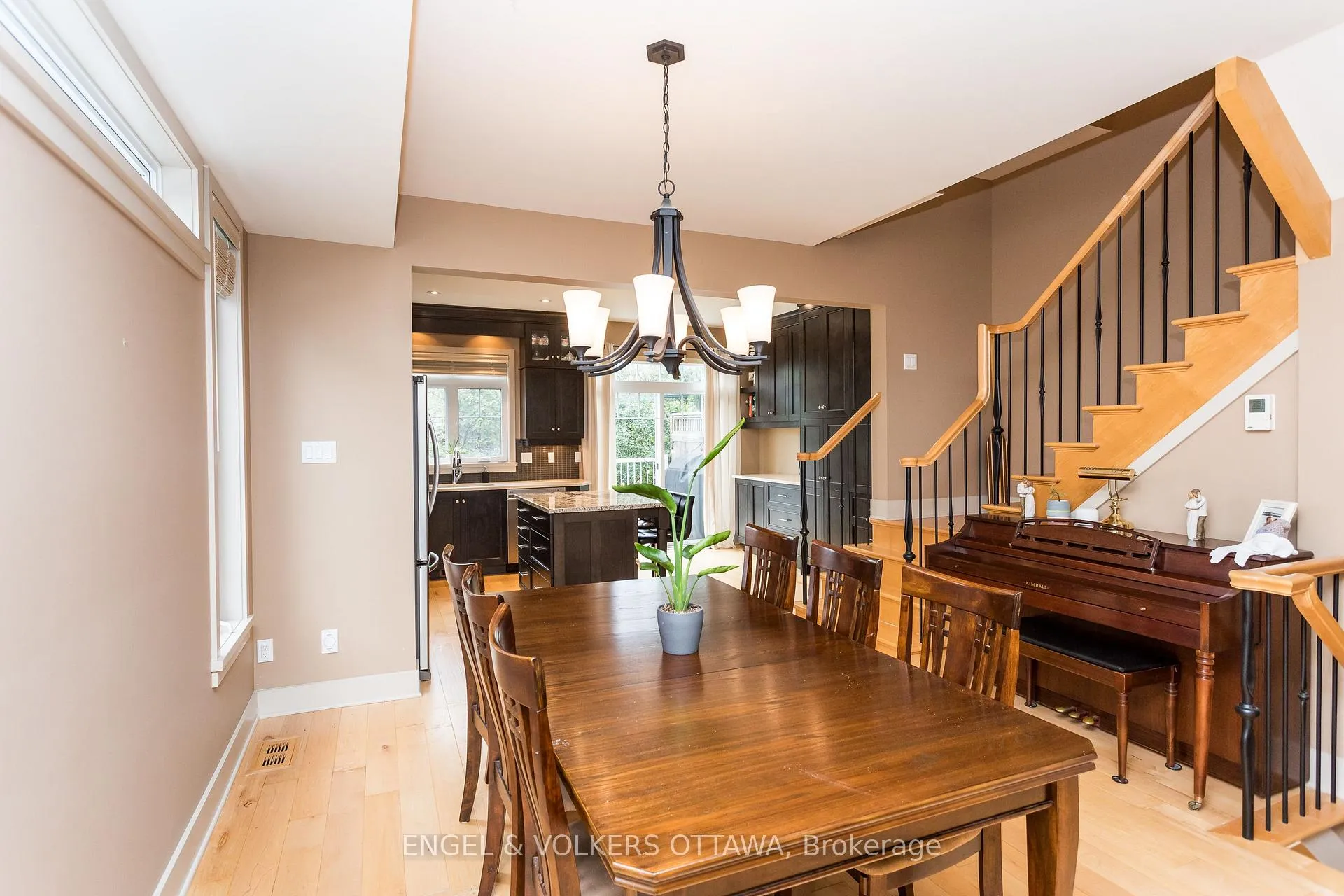 Photo 12 of 267 Kirchoffer Avenue, Ottawa, Westboro West — HOMEH