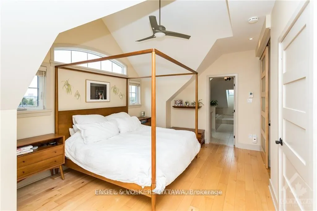 Photo 27 of 267 Kirchoffer Avenue, Ottawa, Westboro West — HOMEH