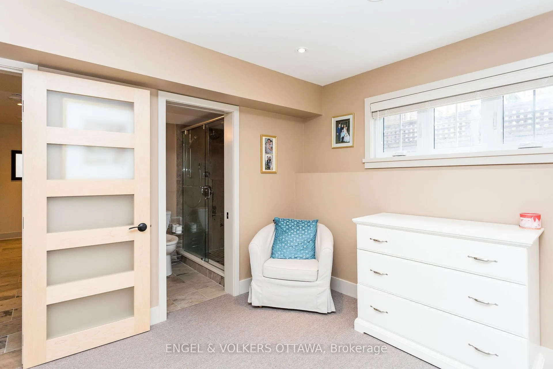 Photo 39 of 267 Kirchoffer Avenue, Ottawa, Westboro West — HOMEH