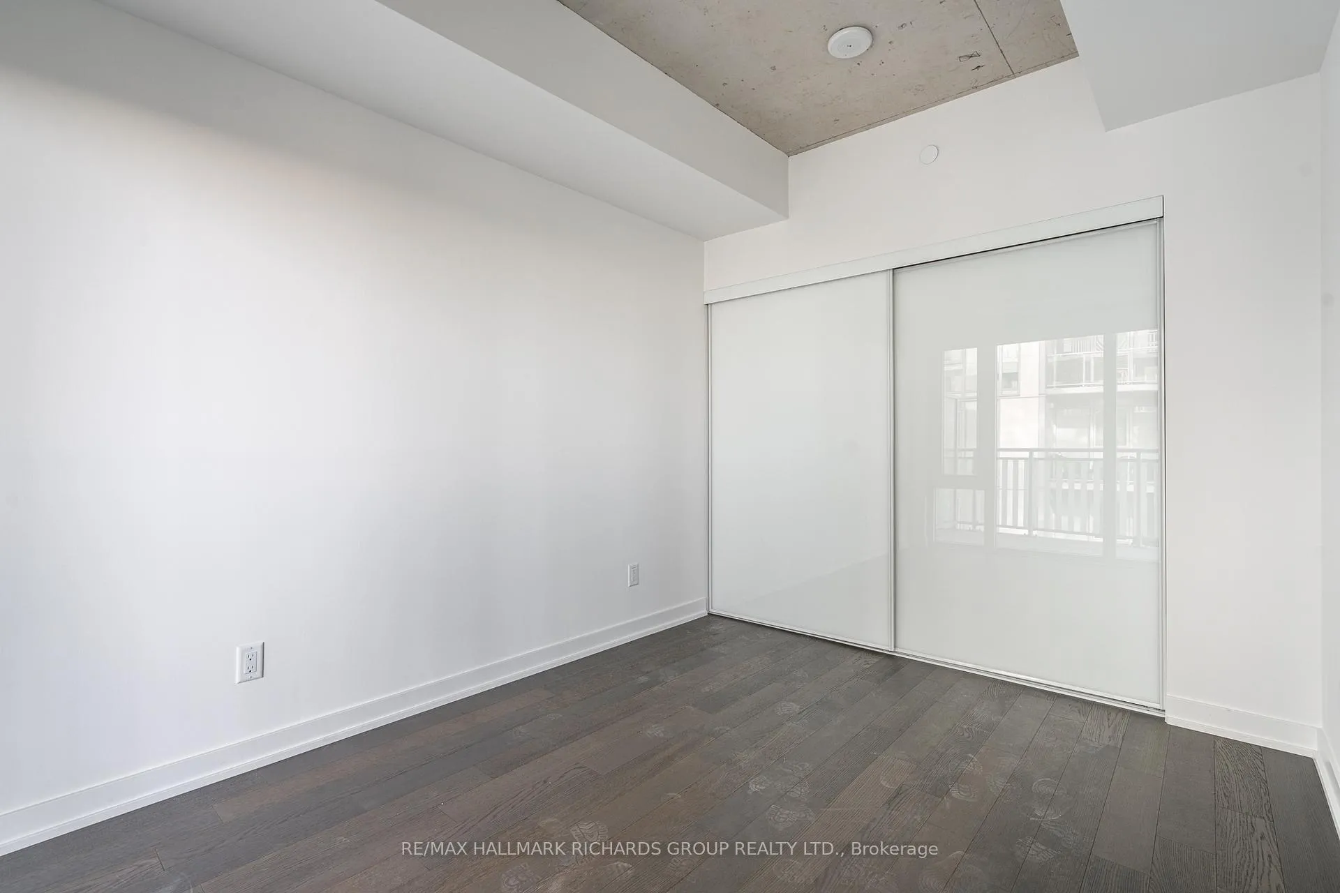 Photo 6 of Unit 1011, 45 Baseball Place, Toronto, South Riverdale — HOMEH