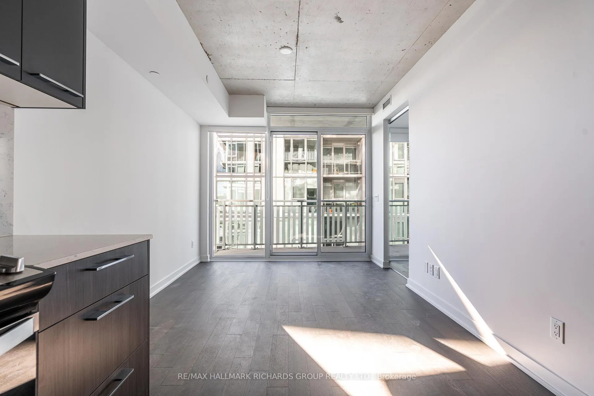 Photo 8 of Unit 1011, 45 Baseball Place, Toronto, South Riverdale — HOMEH