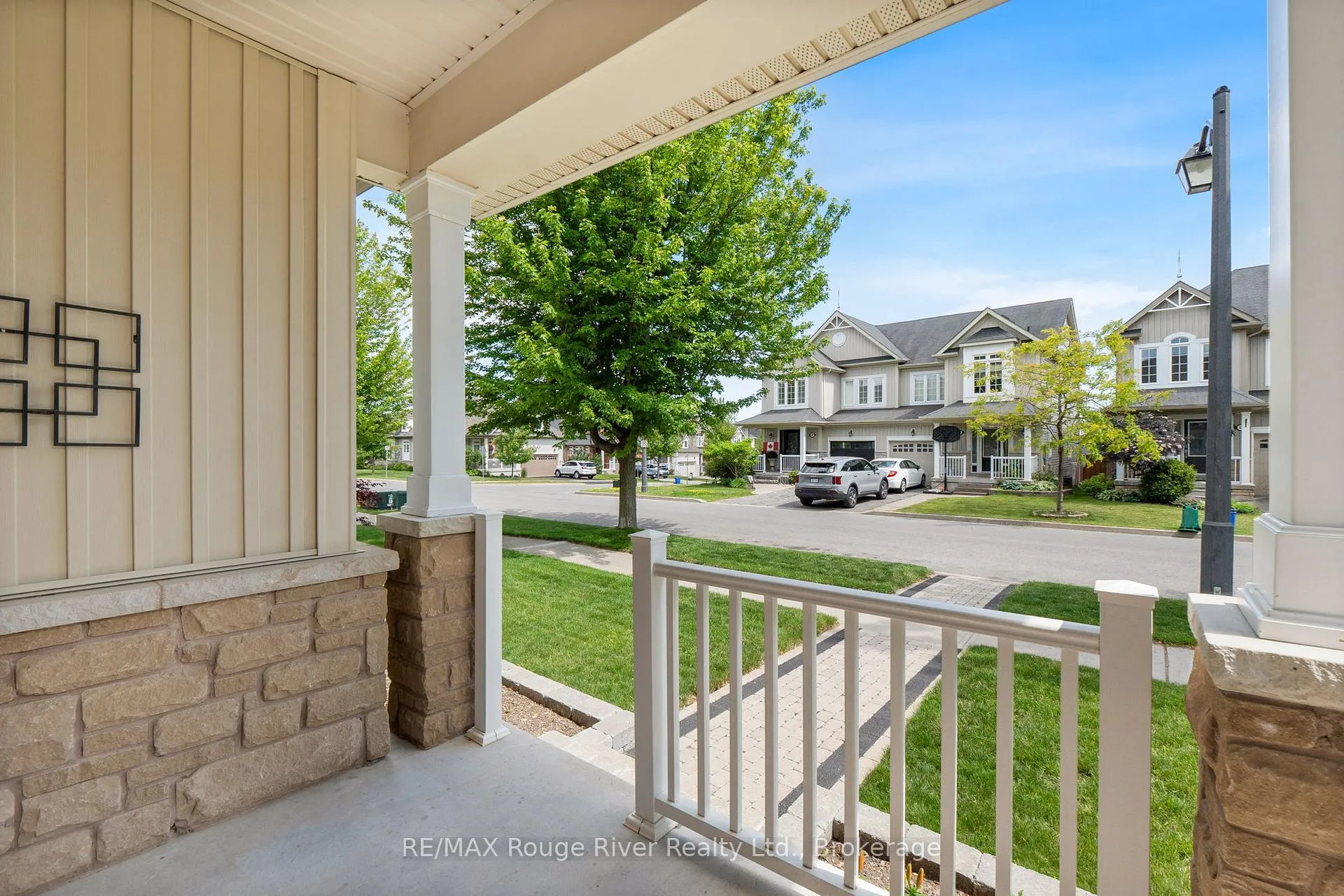 Photo 10 of 814 Leslie Street, Cobourg — HOMEH