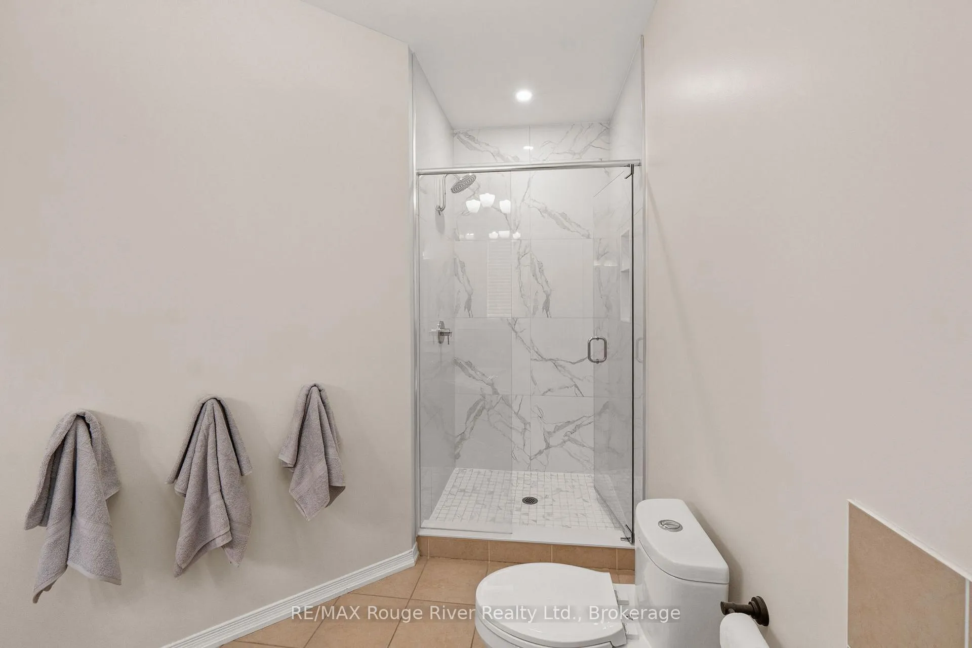 Photo 27 of 814 Leslie Street, Cobourg — HOMEH