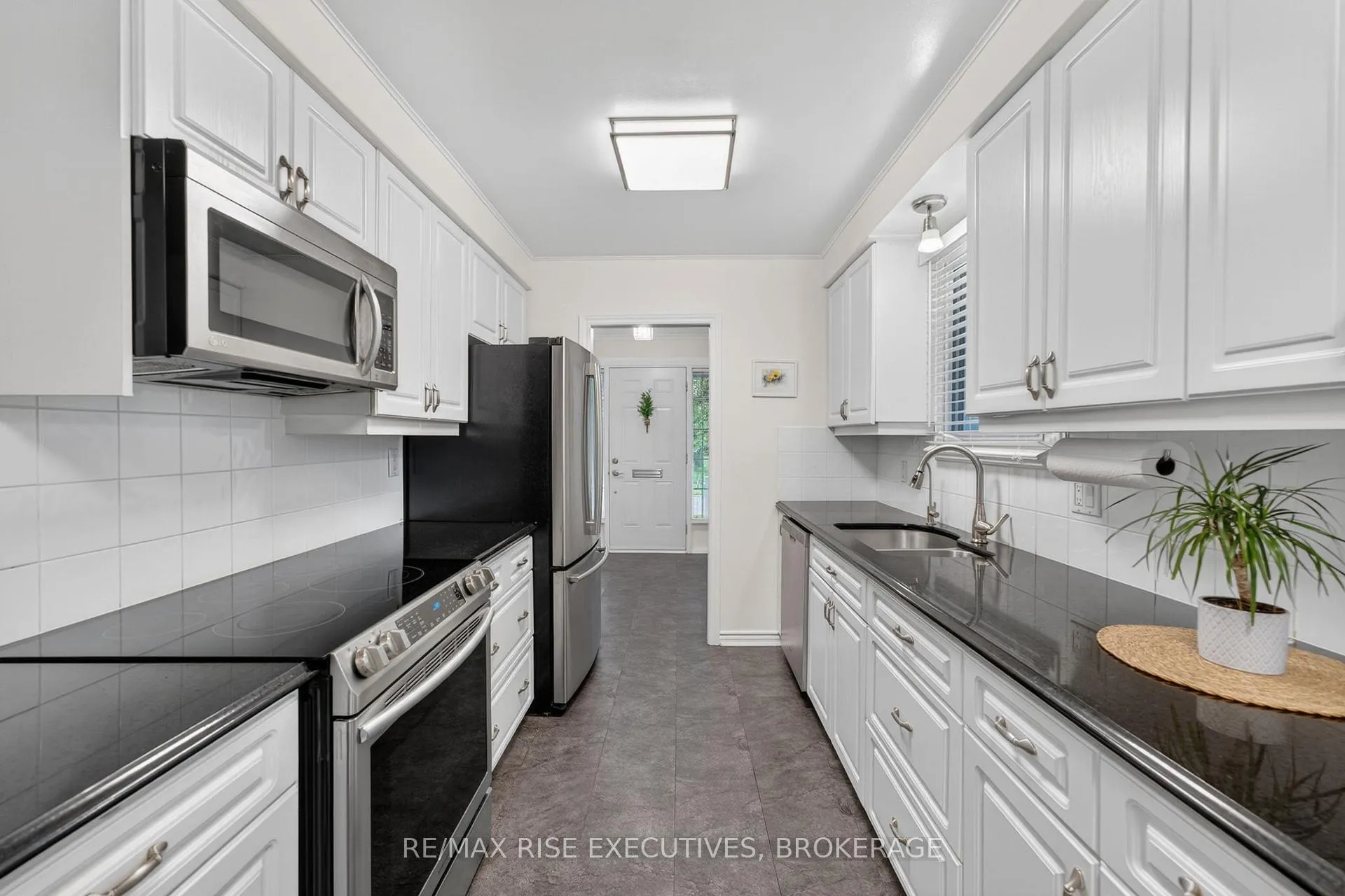 Photo 13 of 601 Pimlico Place, Kingston, South of Taylor-Kidd Blvd — HOMEH