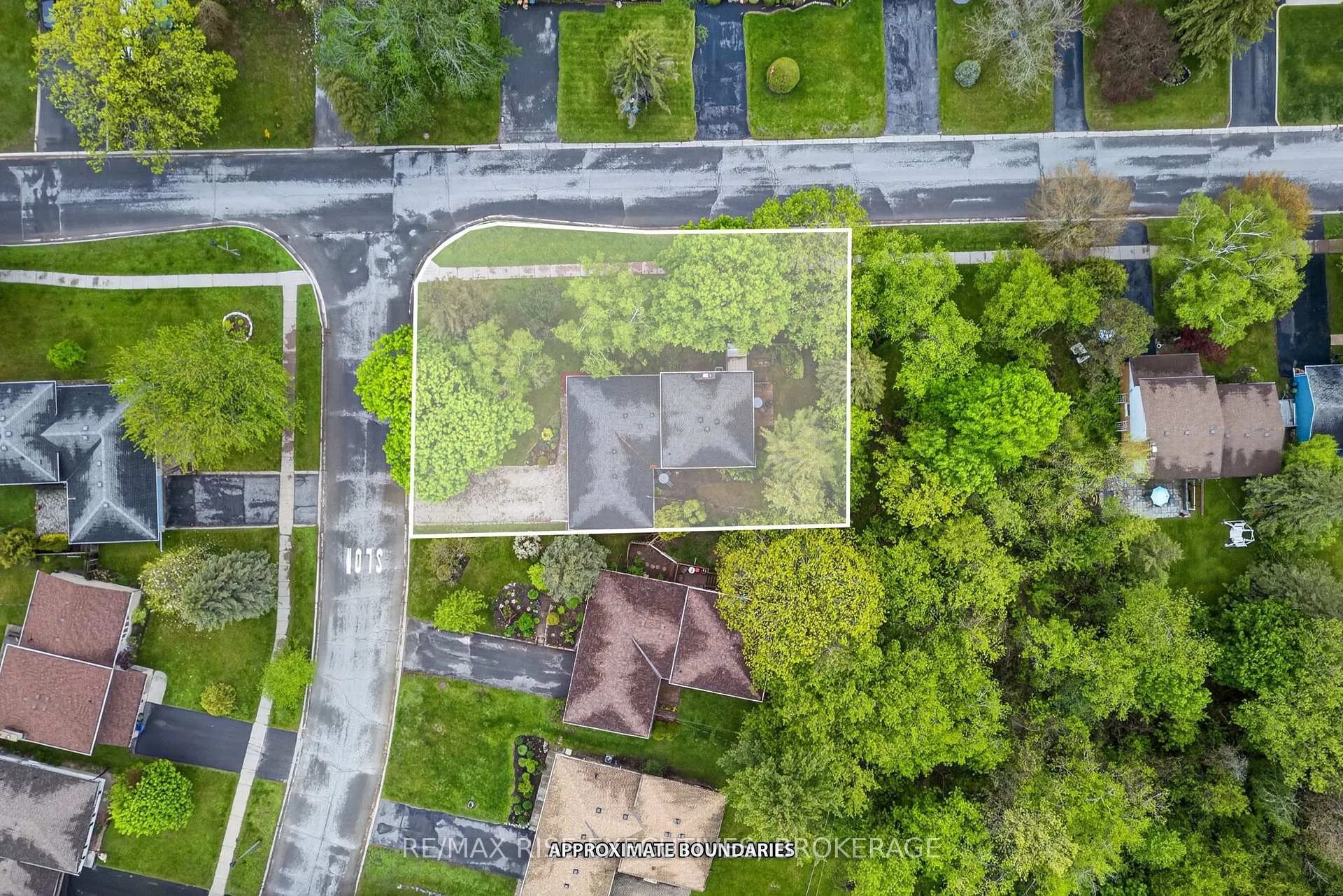 Photo 38 of 601 Pimlico Place, Kingston, South of Taylor-Kidd Blvd — HOMEH