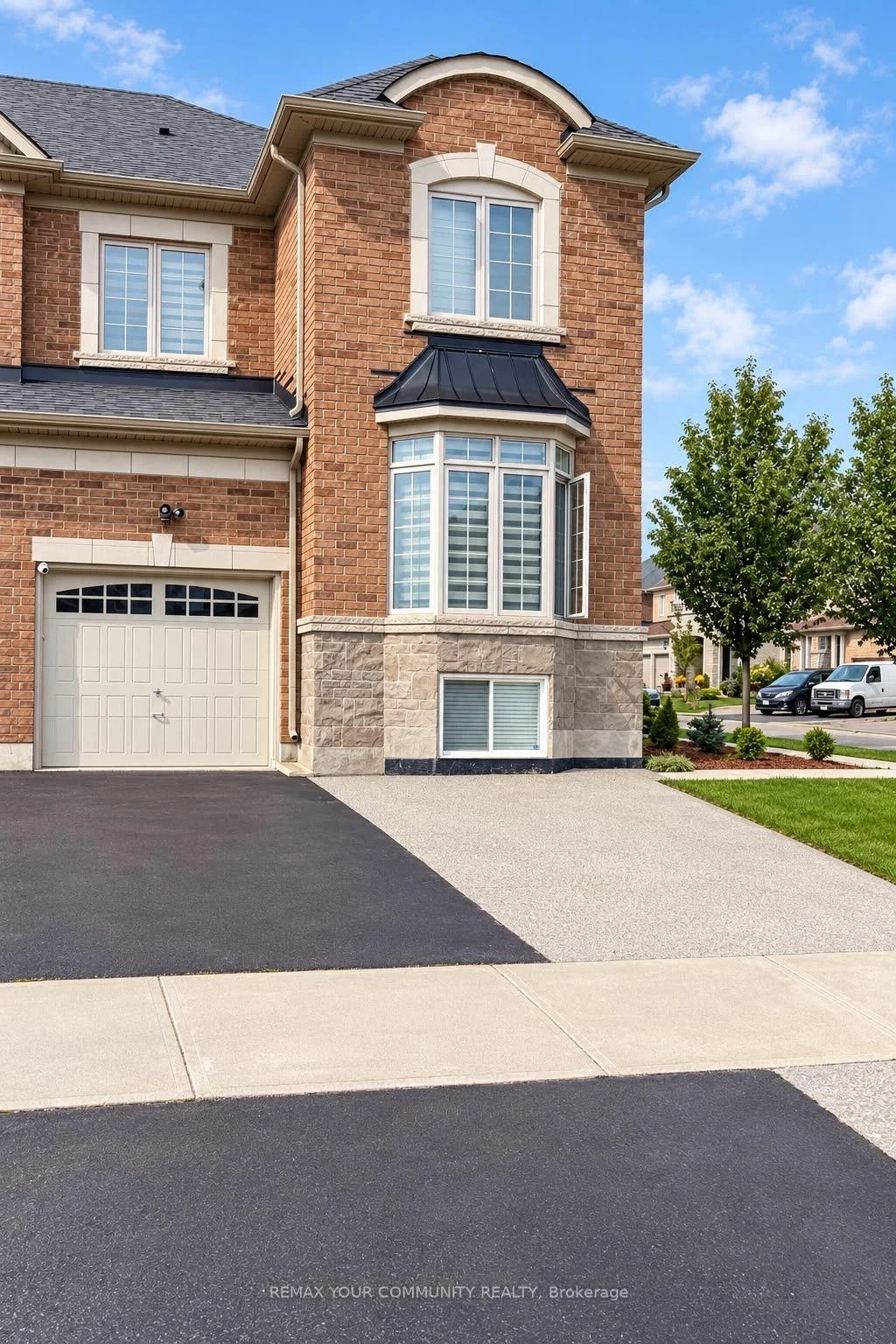 Photo of Unit Lower, 51 Cayton Crescent