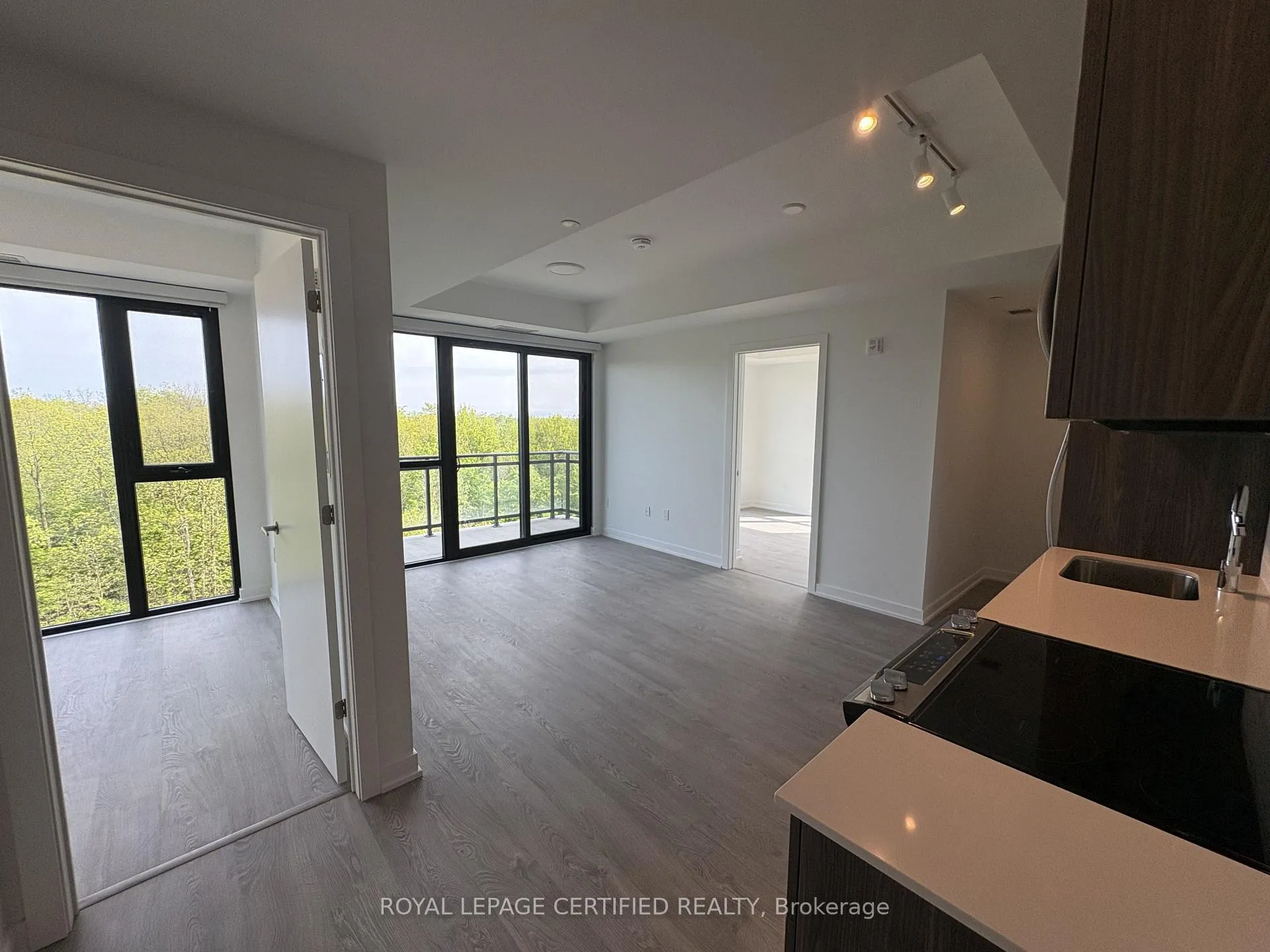 Photo 7 of Unit 501, 740 Whitlock Avenue, Milton, Cobban — HOMEH