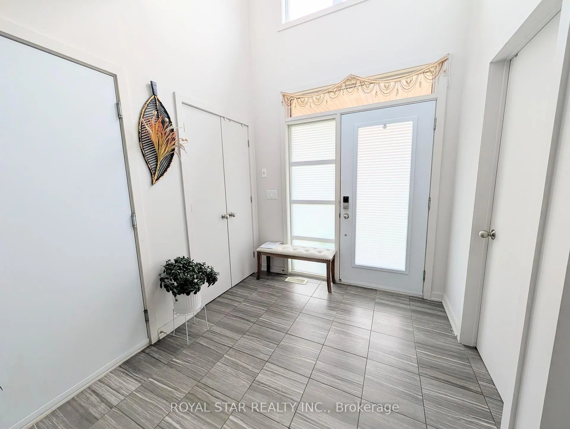 Photo 6 of 201 Pisces Terrace, Ottawa, Leitrim — HOMEH