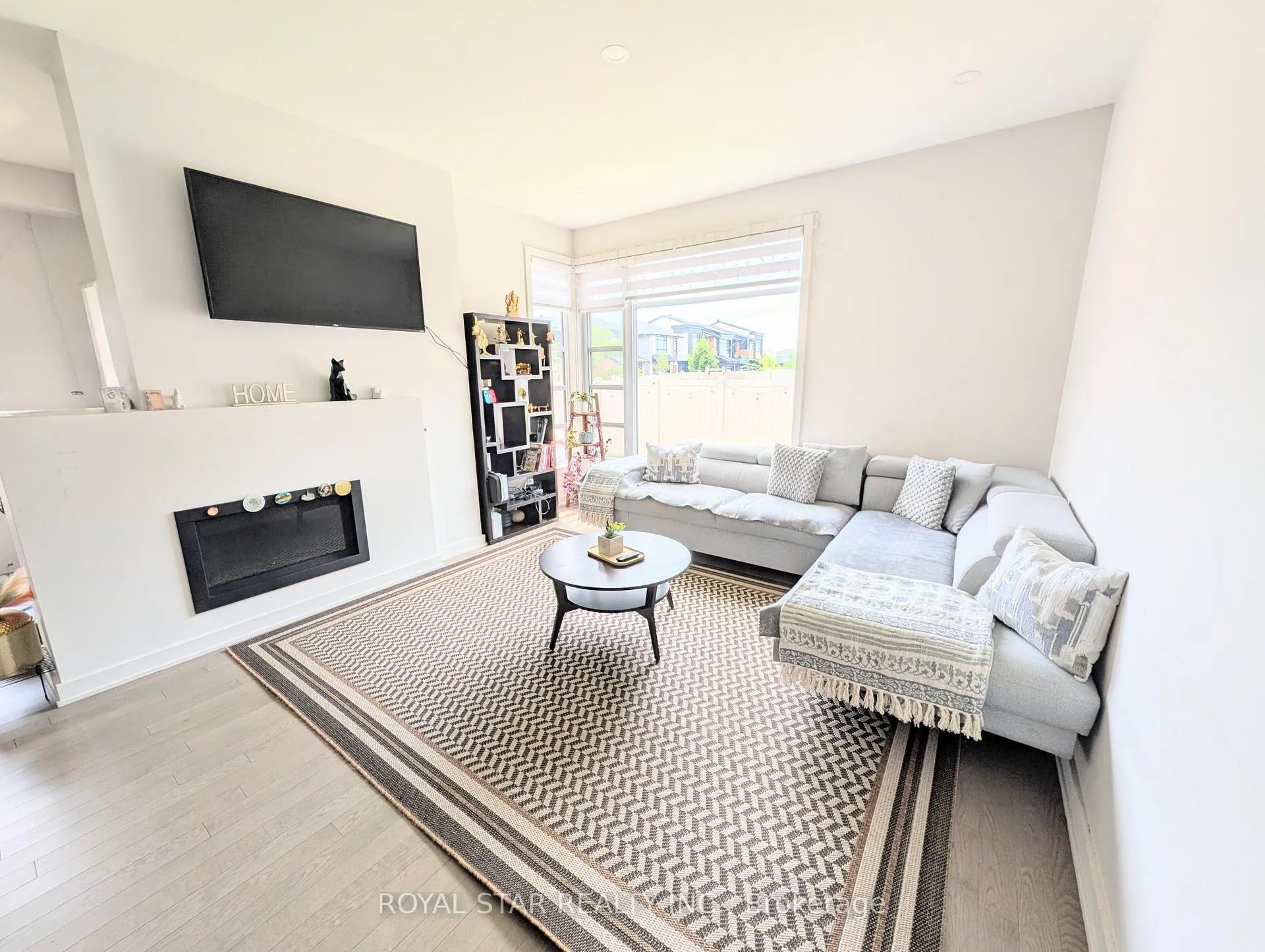 Photo 8 of 201 Pisces Terrace, Ottawa, Leitrim — HOMEH