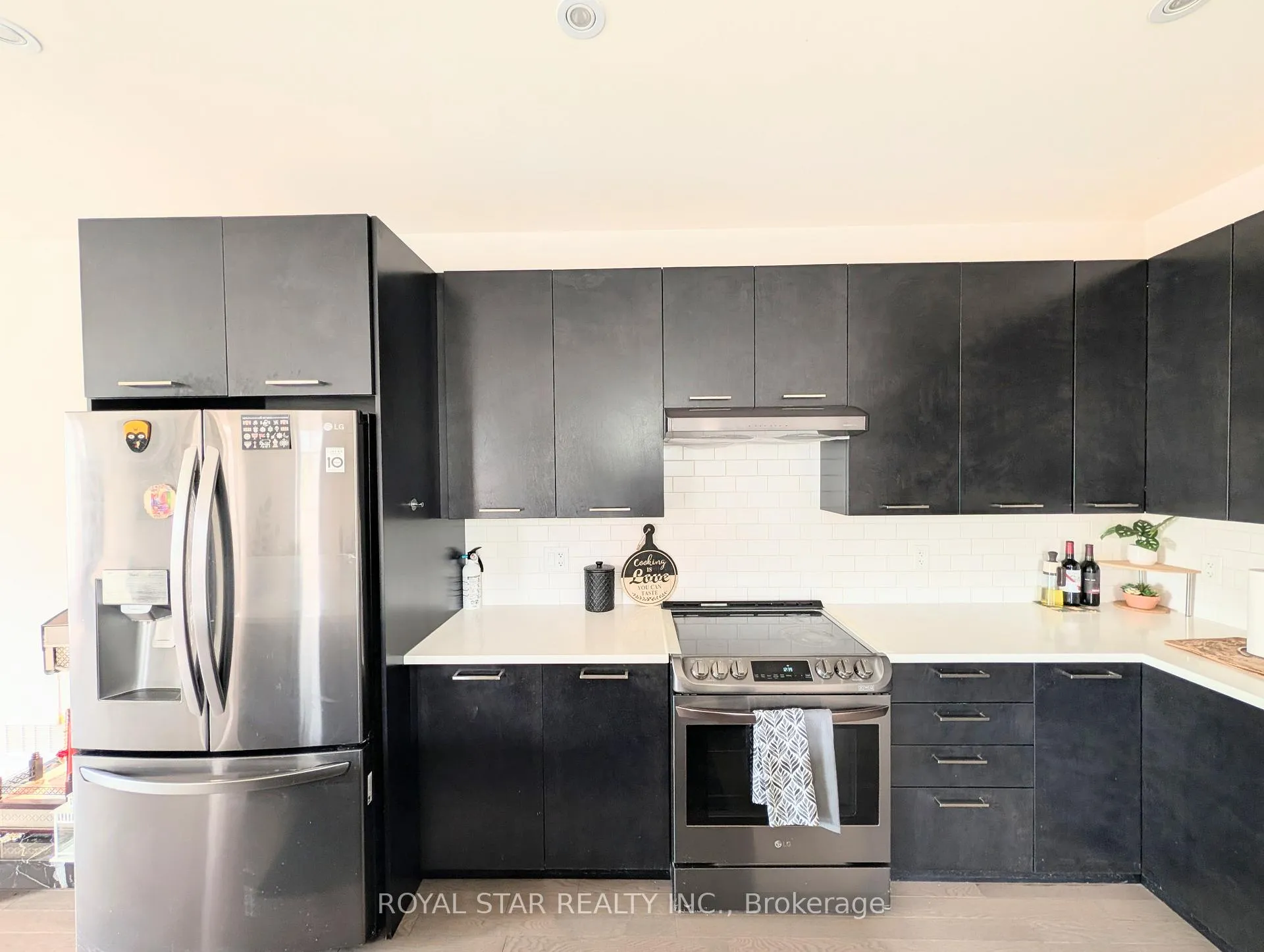 Photo 10 of 201 Pisces Terrace, Ottawa, Leitrim — HOMEH