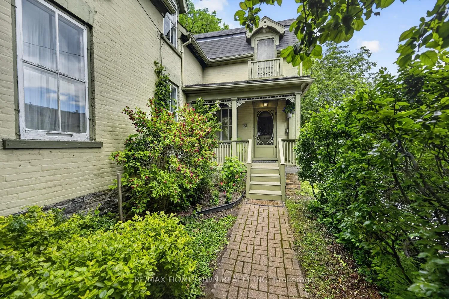 Photo 4 of 33 Park Street, Brockville, Brockville — HOMEH