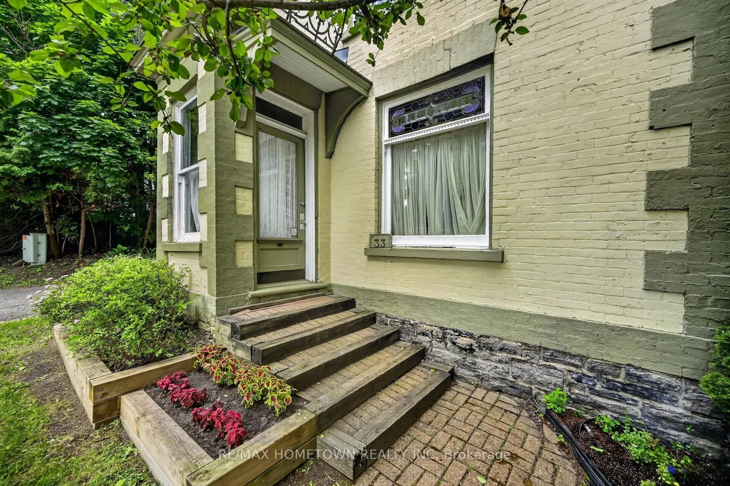 Photo 7 of 33 Park Street, Brockville, Brockville — HOMEH