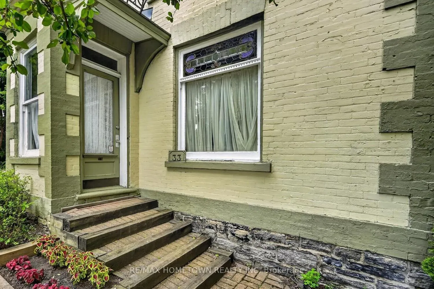 Photo 8 of 33 Park Street, Brockville, Brockville — HOMEH