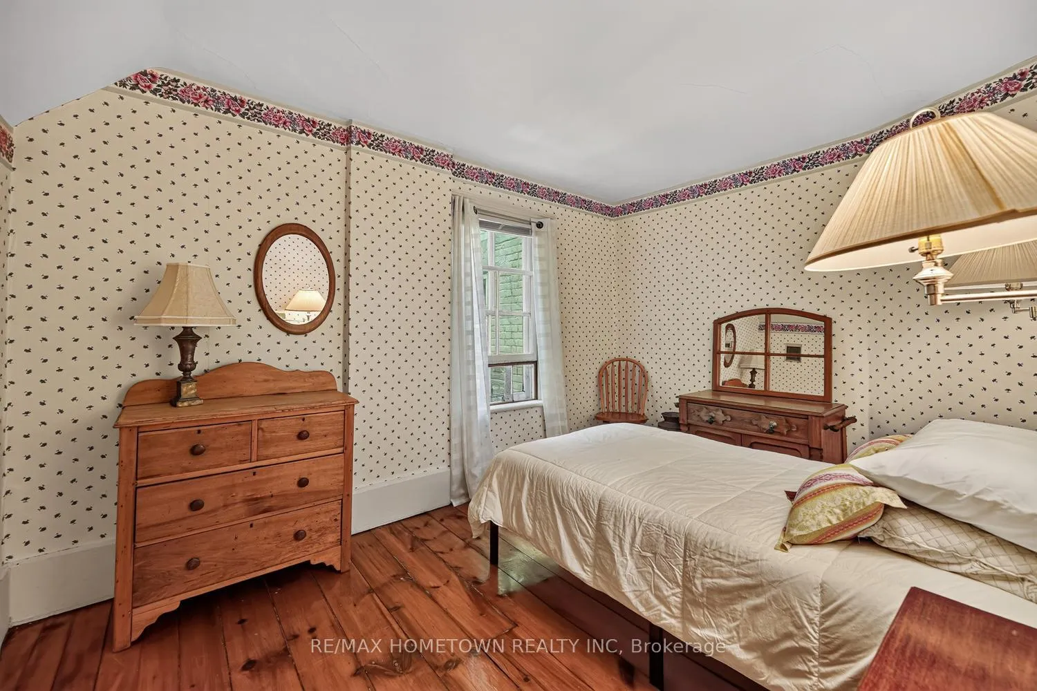 Photo 33 of 33 Park Street, Brockville, Brockville — HOMEH