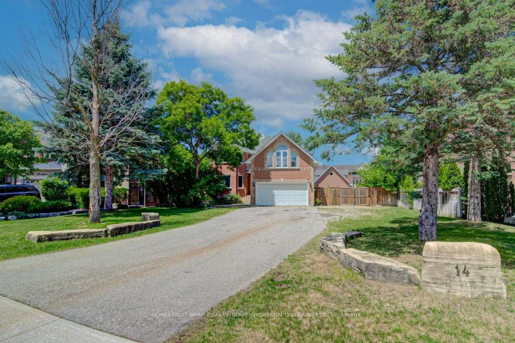 Photo 2 of 14 Antrim Court E, Caledon, Caledon East — HOMEH