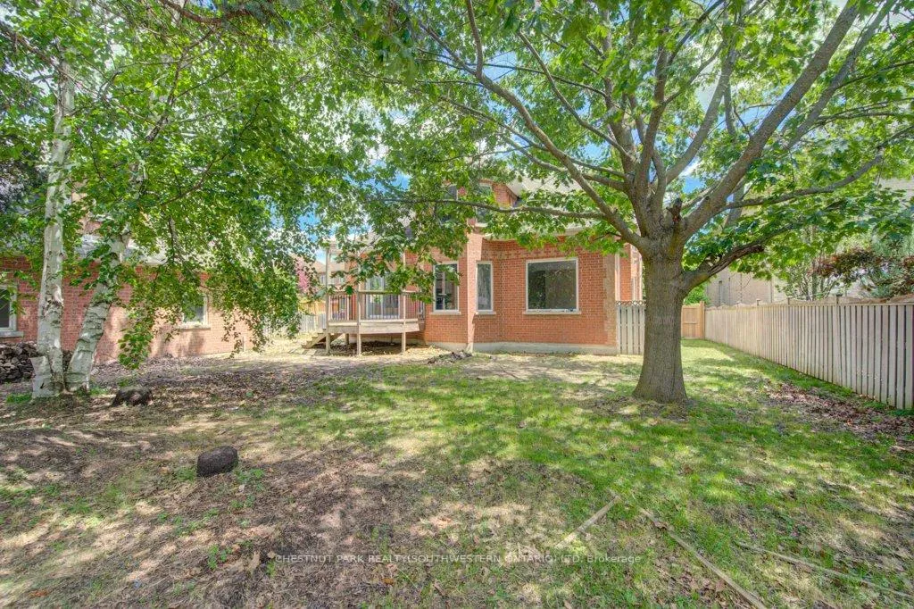 Photo 44 of 14 Antrim Court E, Caledon, Caledon East — HOMEH