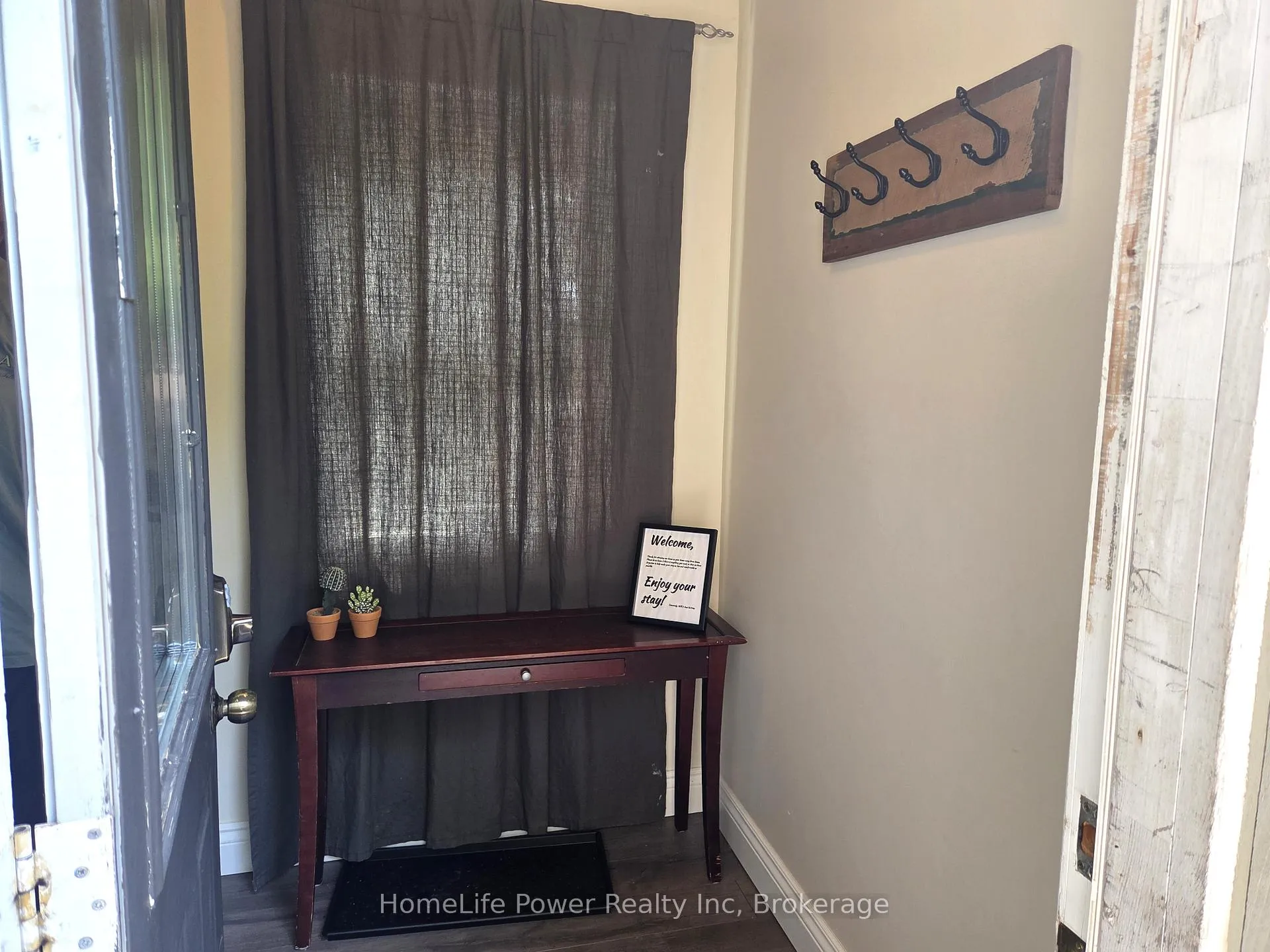 Photo 3 of Unit Bsmt, 77 Farnham Road, Puslinch, Rural Puslinch East — HOMEH