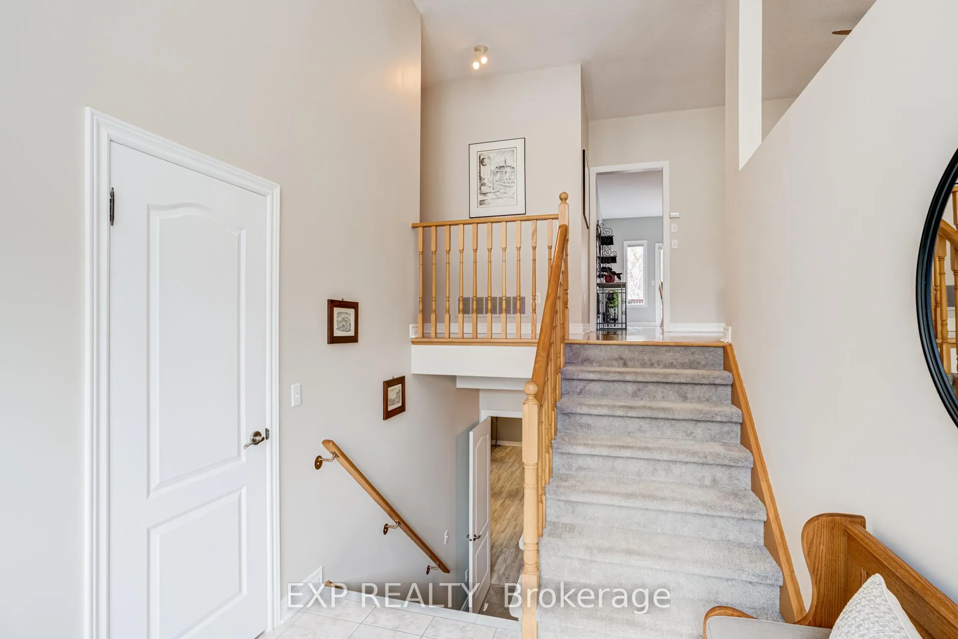 Photo 5 of 13 Blueberry Hill Court, Caledon, Bolton East — HOMEH