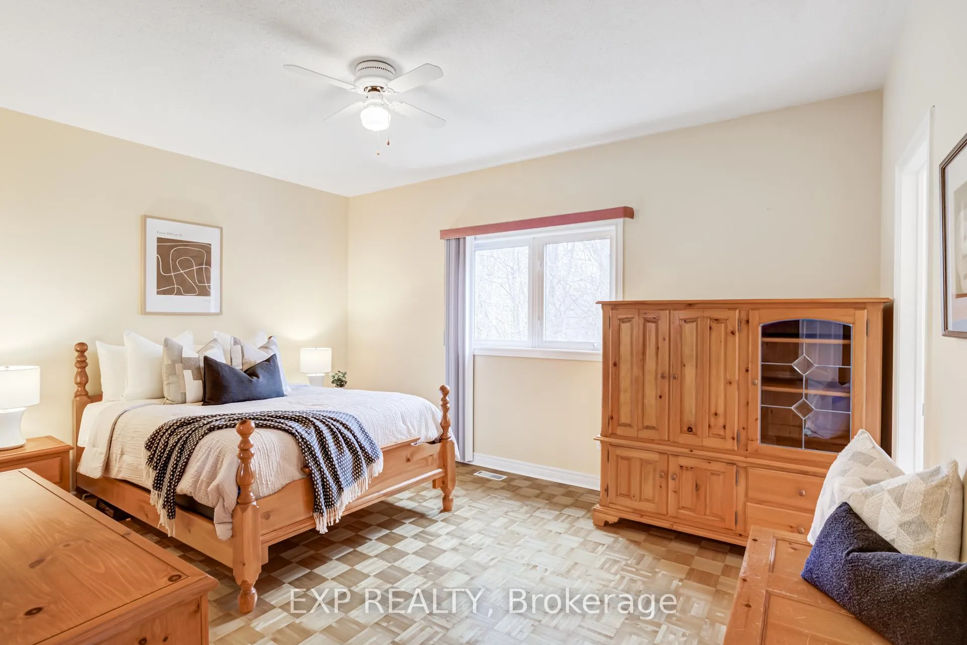 Photo 21 of 13 Blueberry Hill Court, Caledon, Bolton East — HOMEH