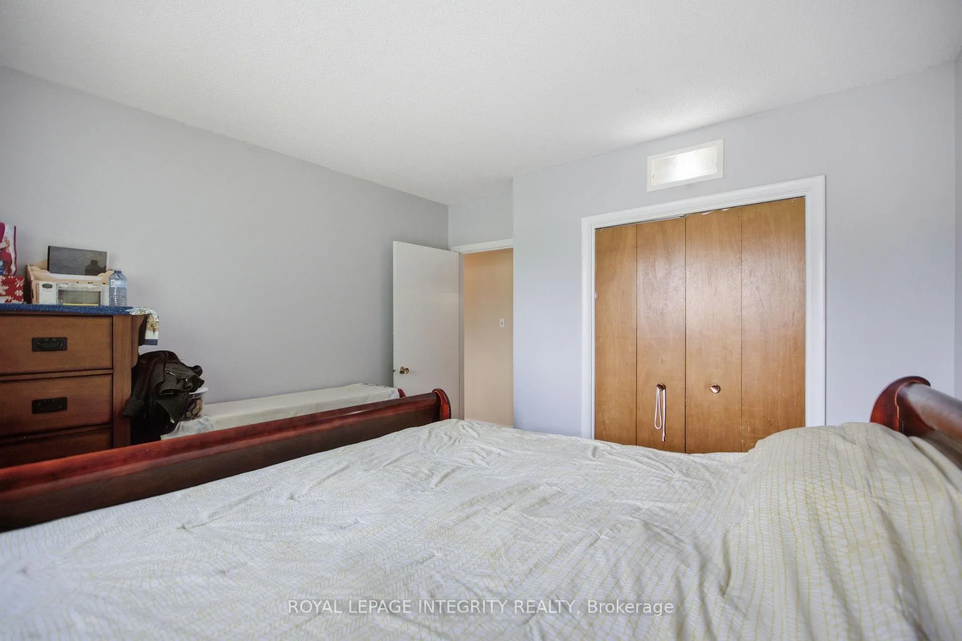 Photo 27 of 45 Rossland Avenue, Ottawa, Meadowlands/St. Claire Gardens — HOMEH