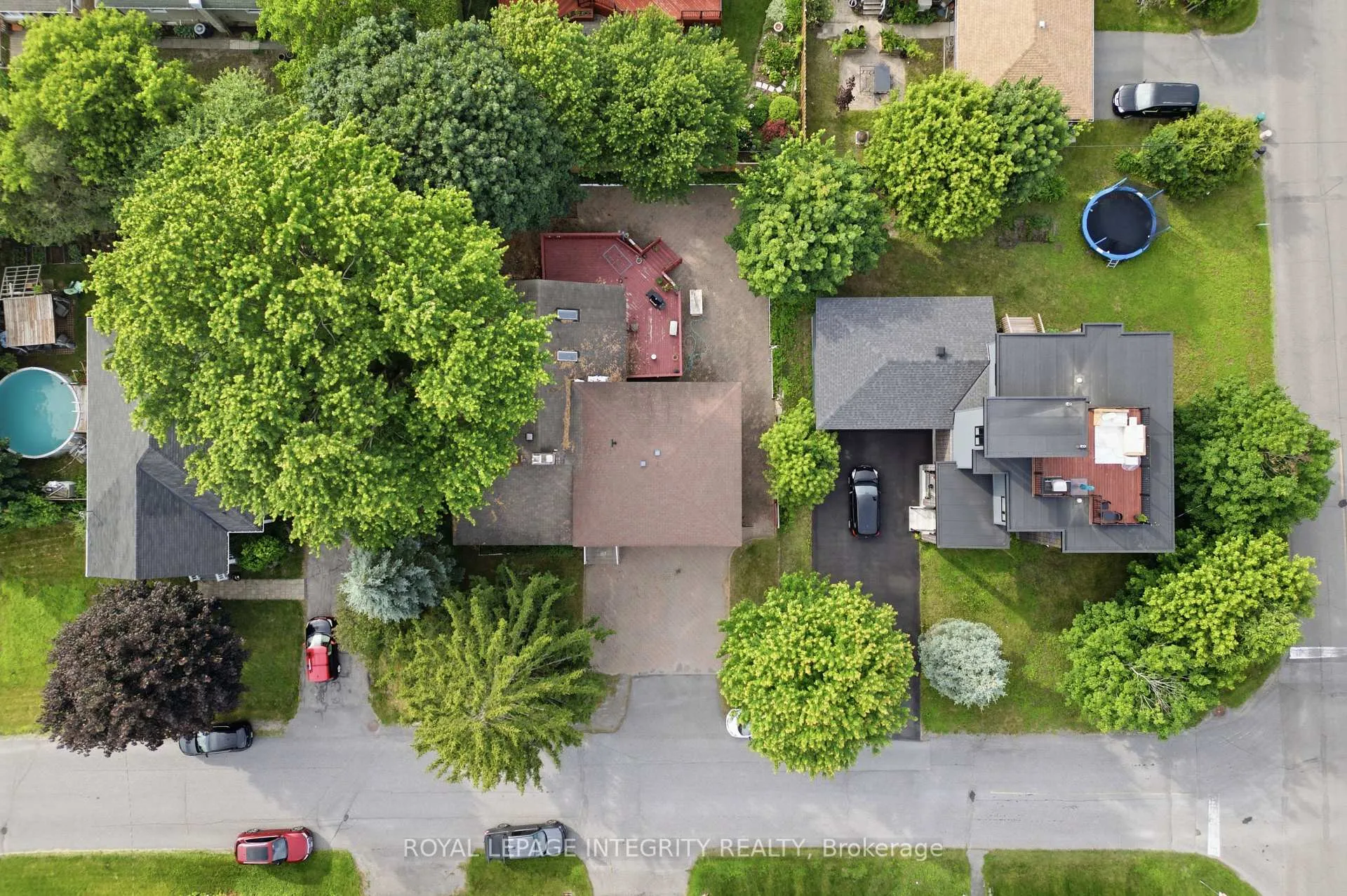Photo 39 of 45 Rossland Avenue, Ottawa, Meadowlands/St. Claire Gardens — HOMEH