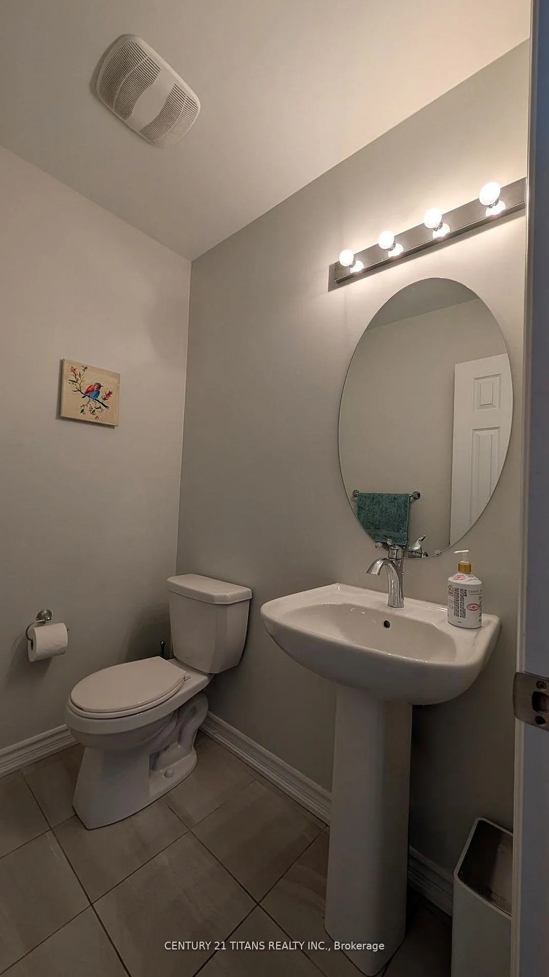 Photo 12 of 6 Westbury Way, Whitby, Brooklin — HOMEH