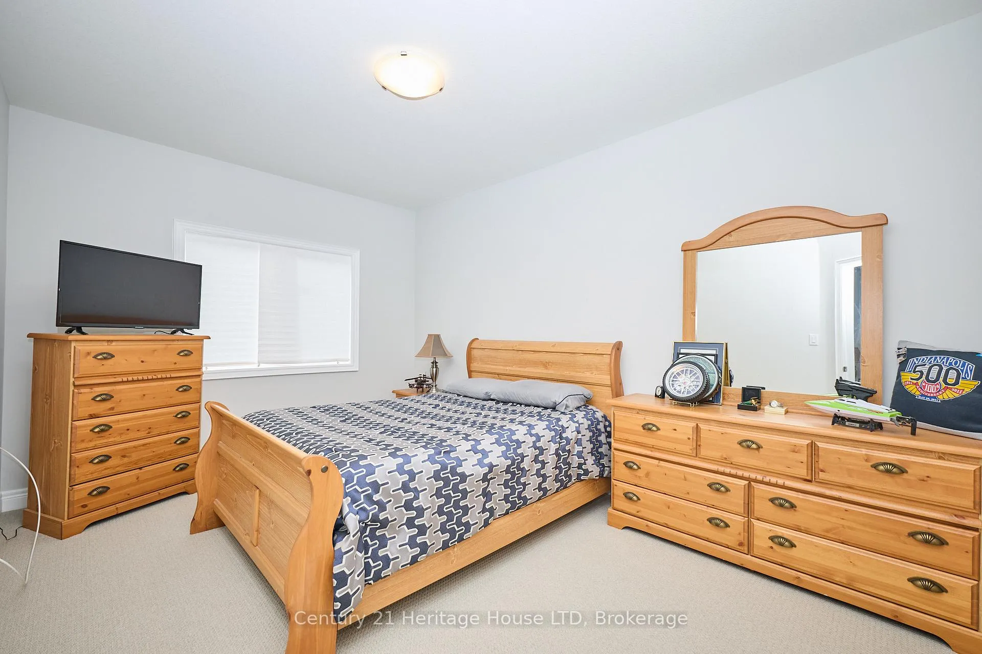 Photo 12 of 427 Williams Crescent, Fort Erie, Lakeshore — HOMEH