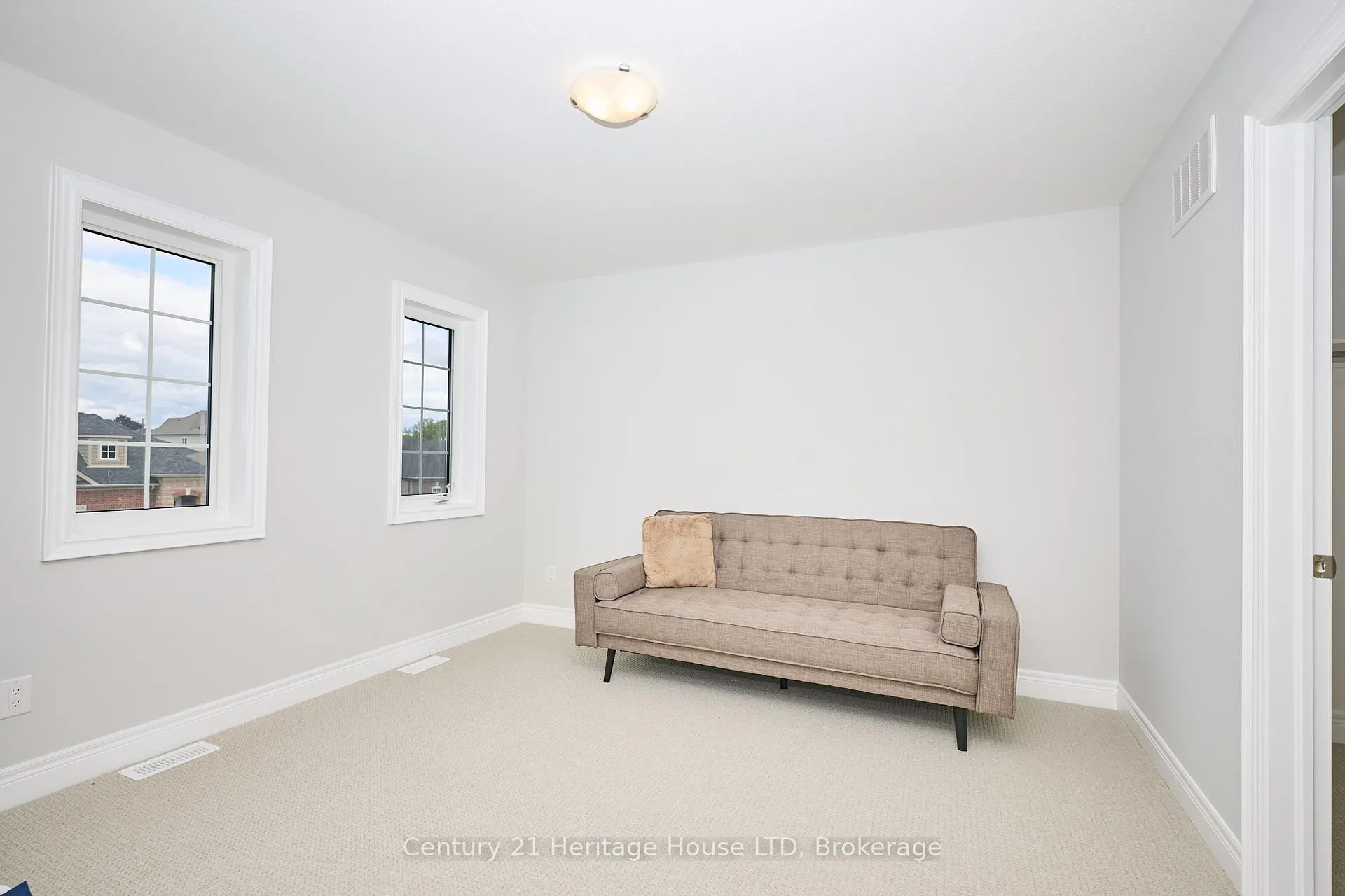 Photo 18 of 427 Williams Crescent, Fort Erie, Lakeshore — HOMEH