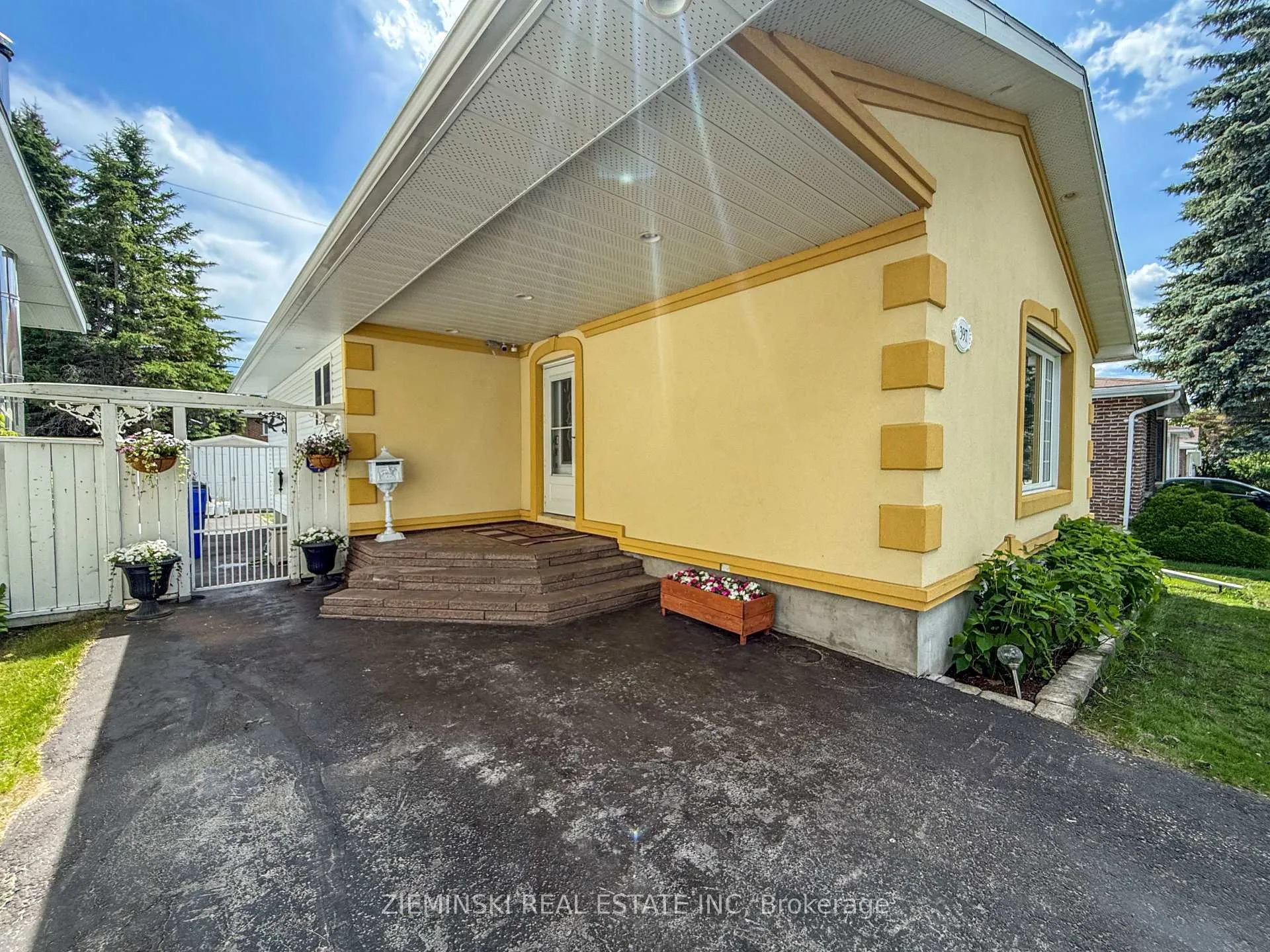 Photo 2 of 397 Morandin Avenue, Timmins, TNW - Riverpark — HOMEH