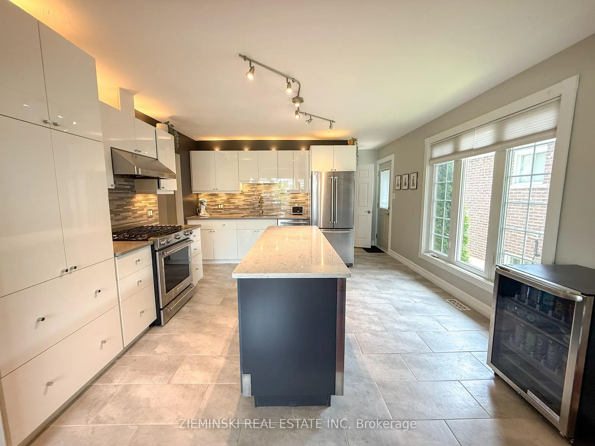 Photo 4 of 397 Morandin Avenue, Timmins, TNW - Riverpark — HOMEH