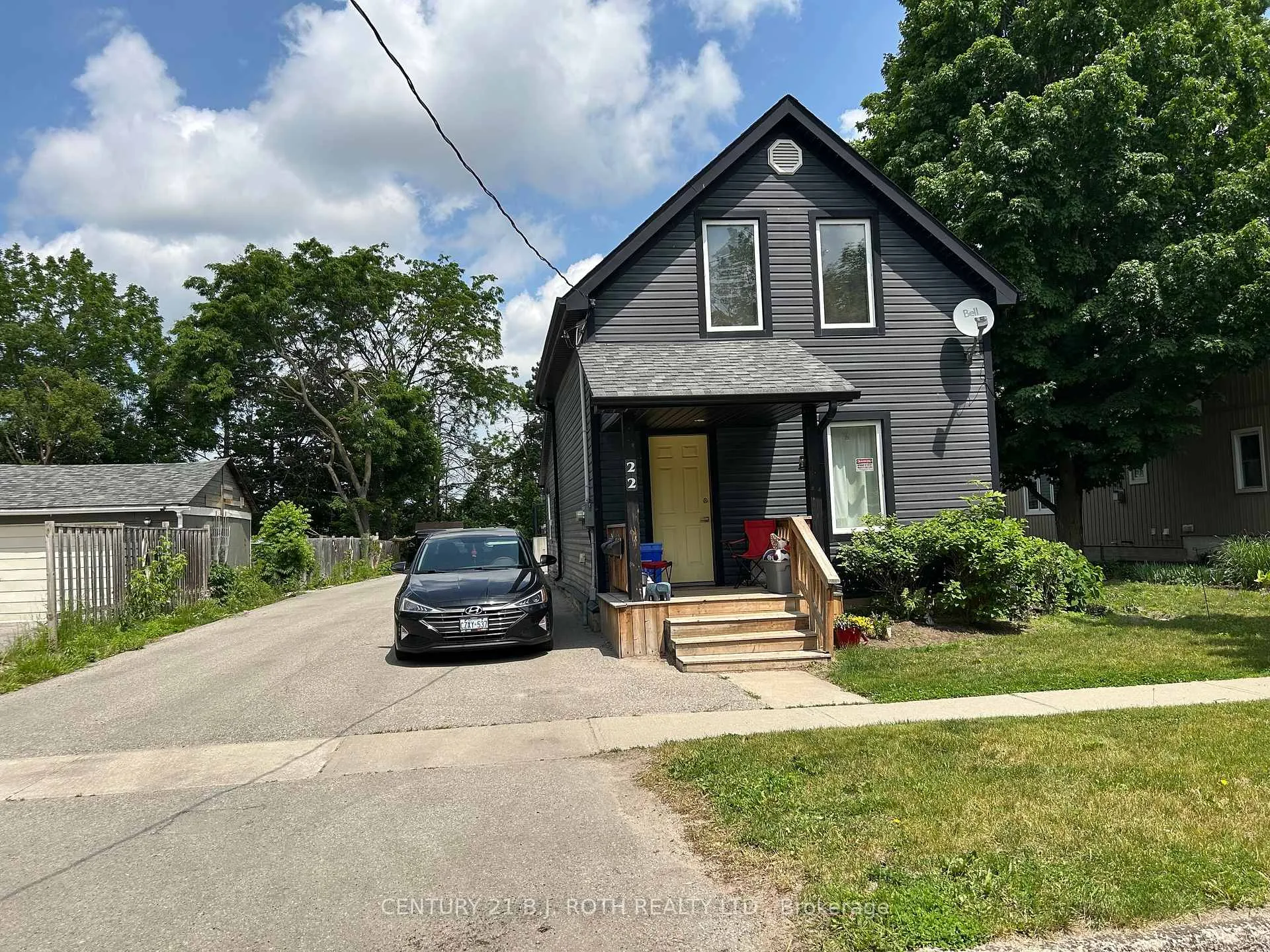 Photo 4 of 22 Caroline Street, Barrie, Allandale Centre — HOMEH