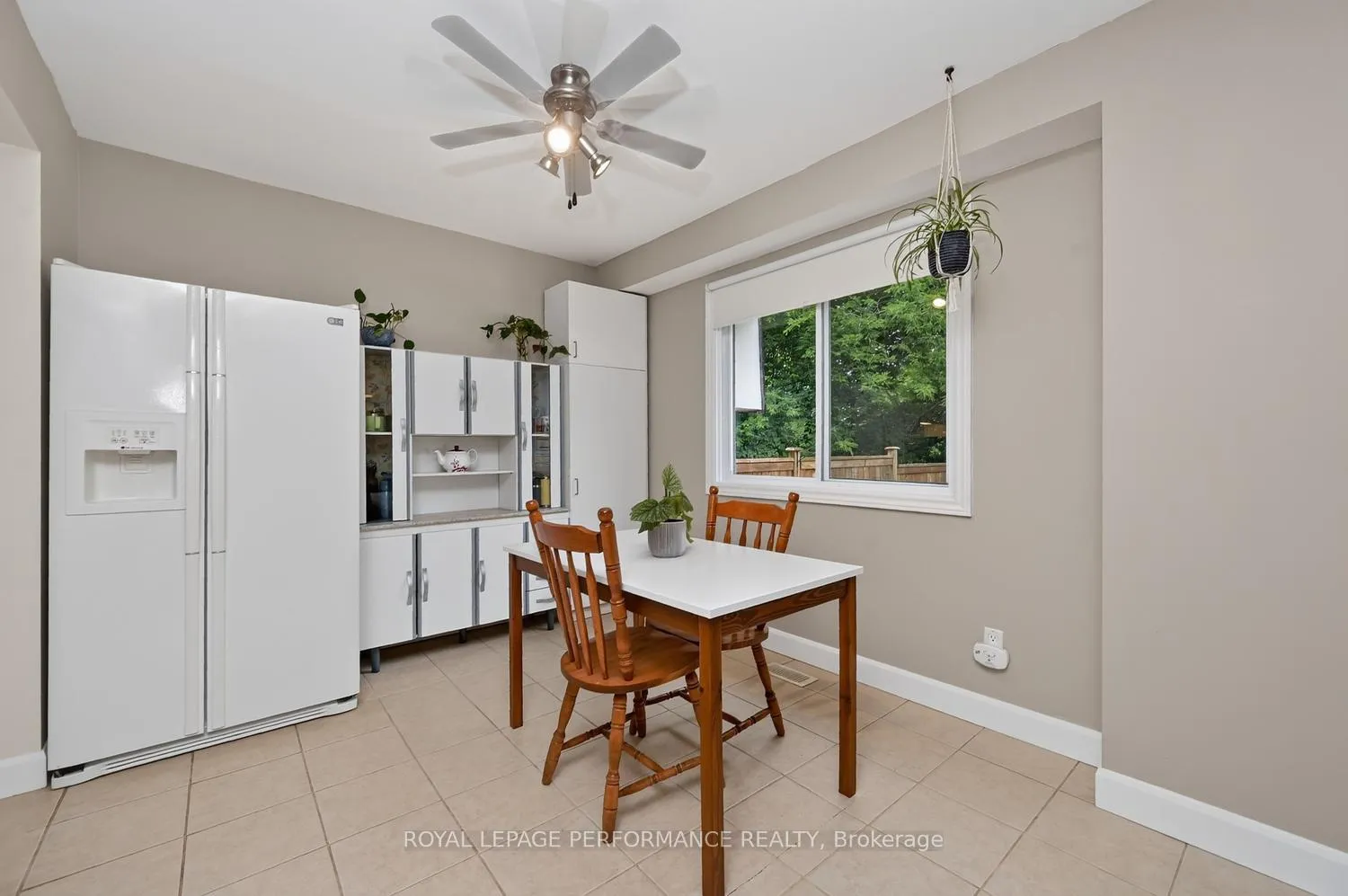 Photo 11 of 37 Oberon Street, Ottawa, Westcliffe Estates — HOMEH