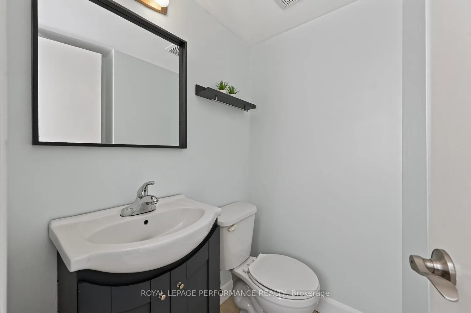 Photo 22 of 37 Oberon Street, Ottawa, Westcliffe Estates — HOMEH