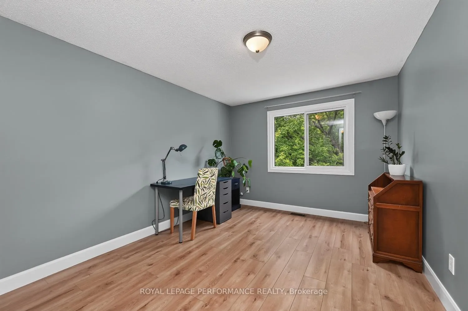 Photo 27 of 37 Oberon Street, Ottawa, Westcliffe Estates — HOMEH