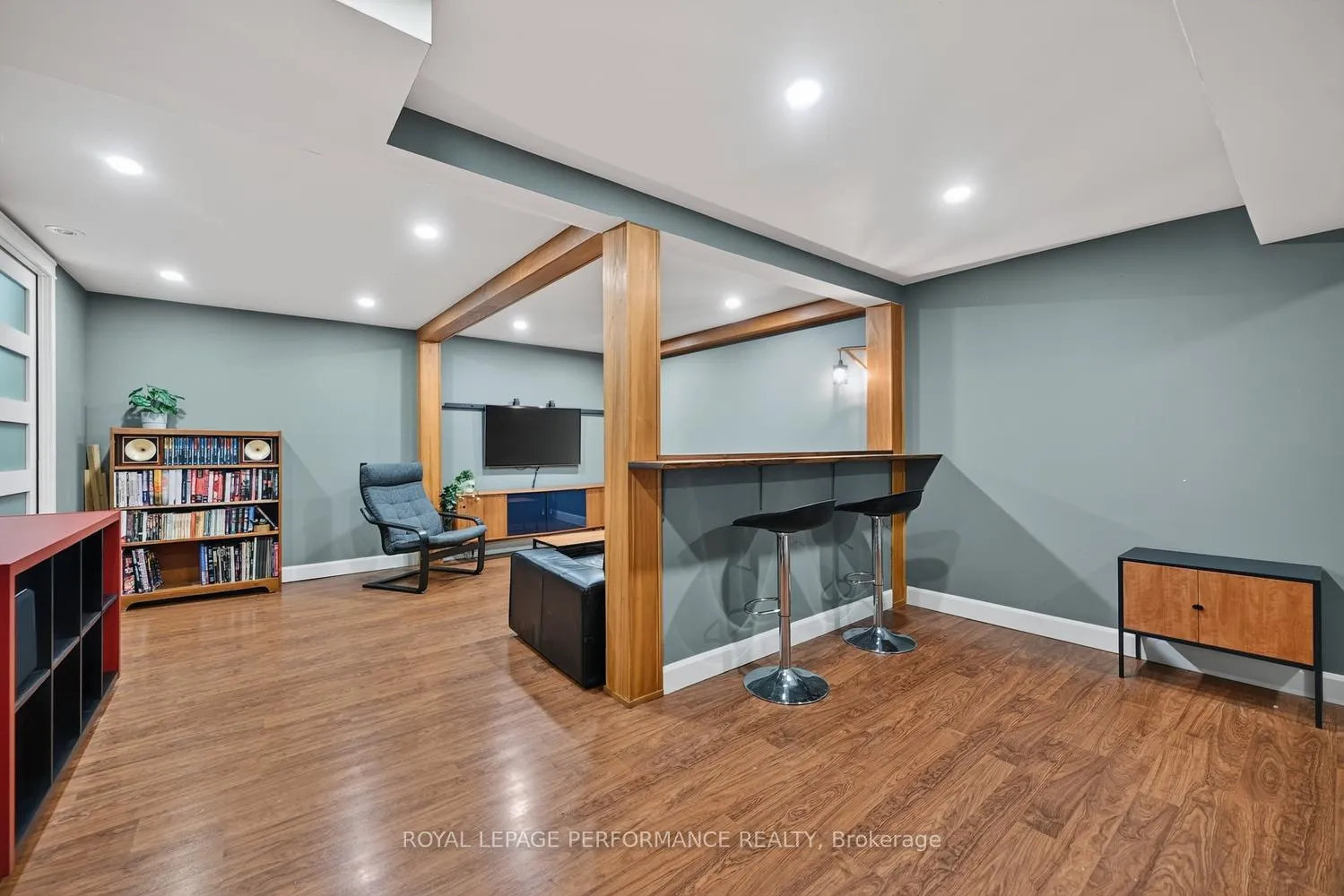 Photo 32 of 37 Oberon Street, Ottawa, Westcliffe Estates — HOMEH