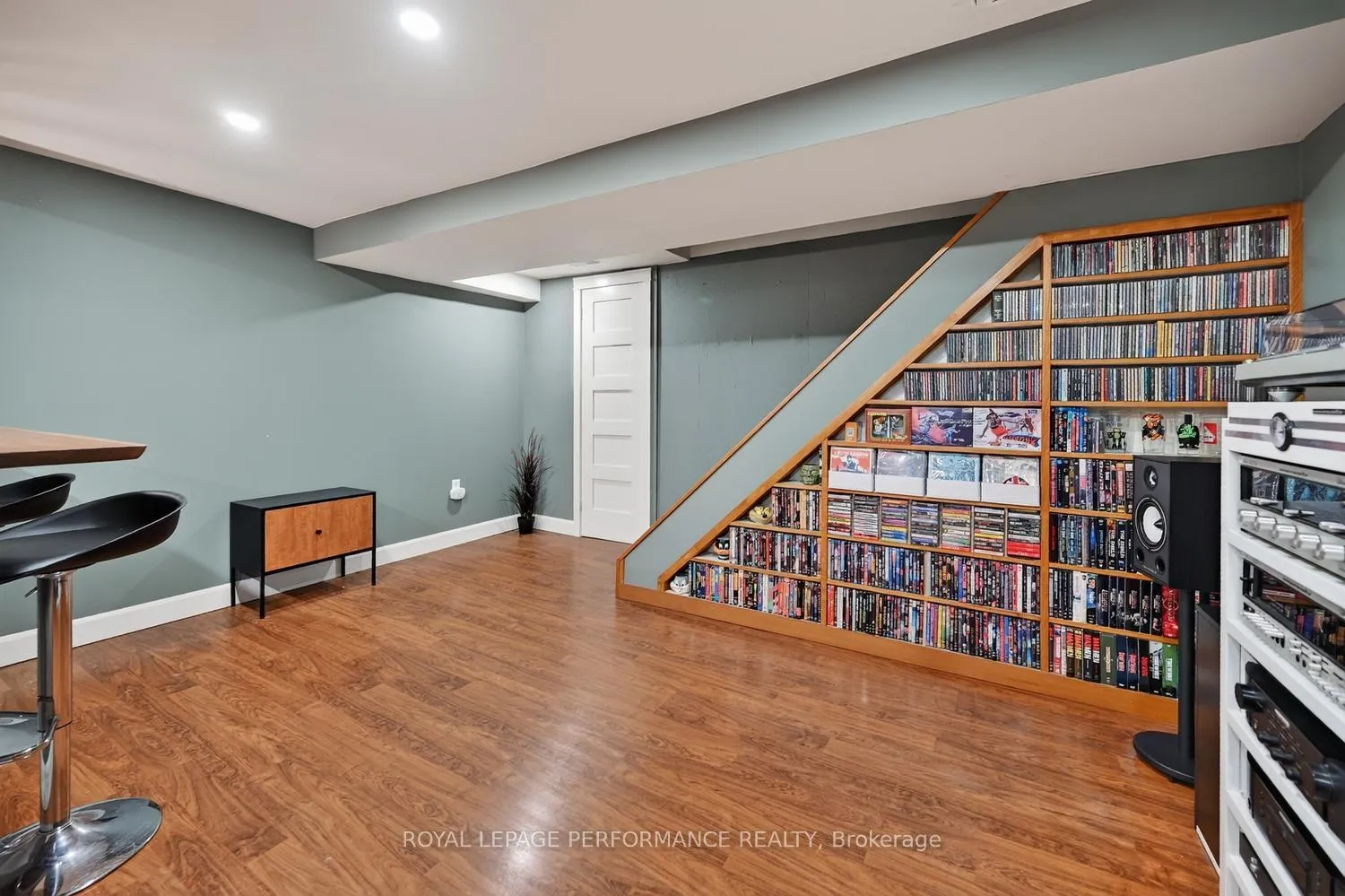 Photo 34 of 37 Oberon Street, Ottawa, Westcliffe Estates — HOMEH