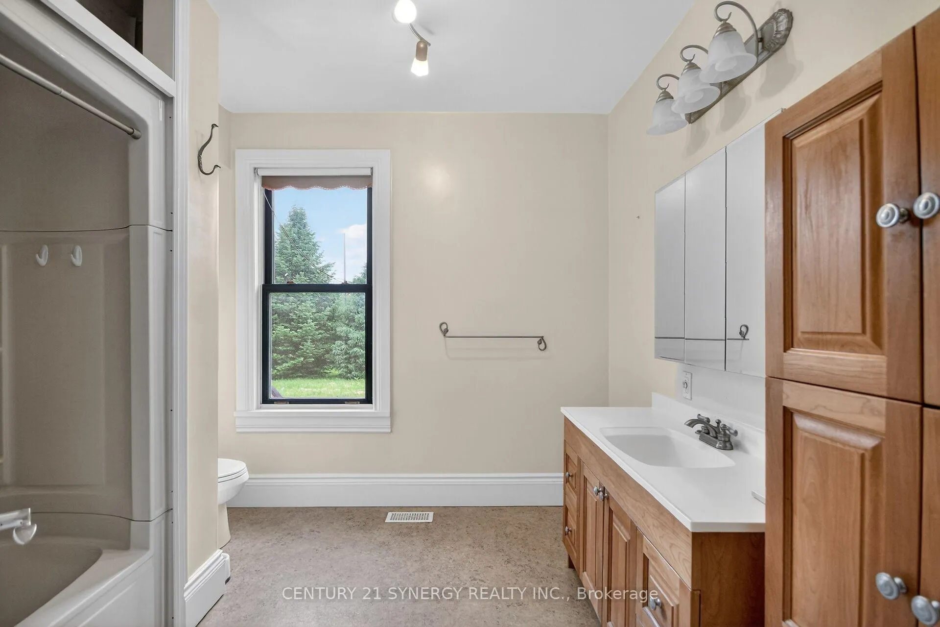 Photo 18 of 508 Dillabaugh Road, North Grenville, North Grenville Twp (Kemptville East) — HOMEH