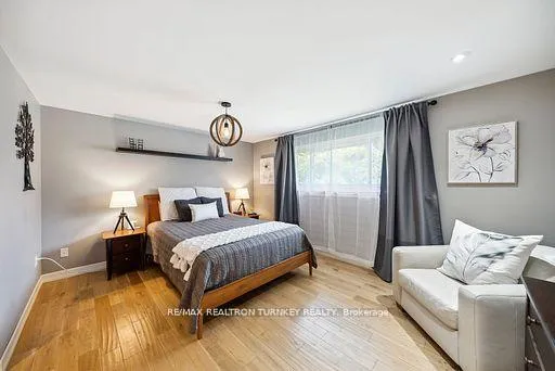 Photo 12 of 14 Emily Carr Street, Markham, Unionville — HOMEH