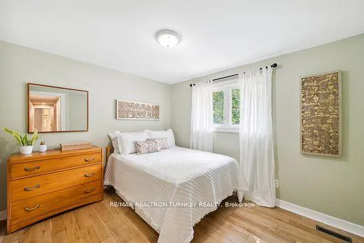 Photo 17 of 14 Emily Carr Street, Markham, Unionville — HOMEH